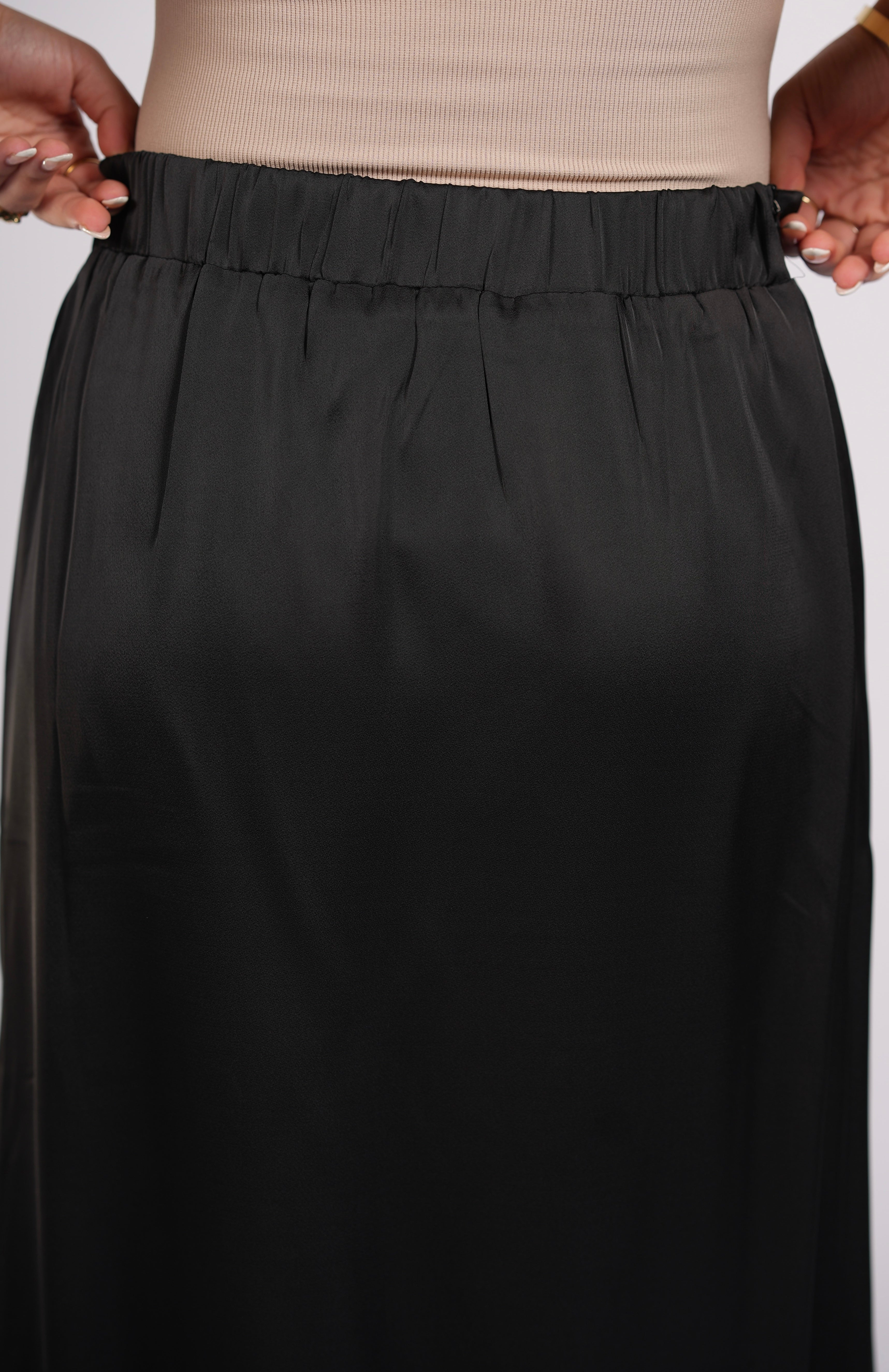 satin silk skirt - black