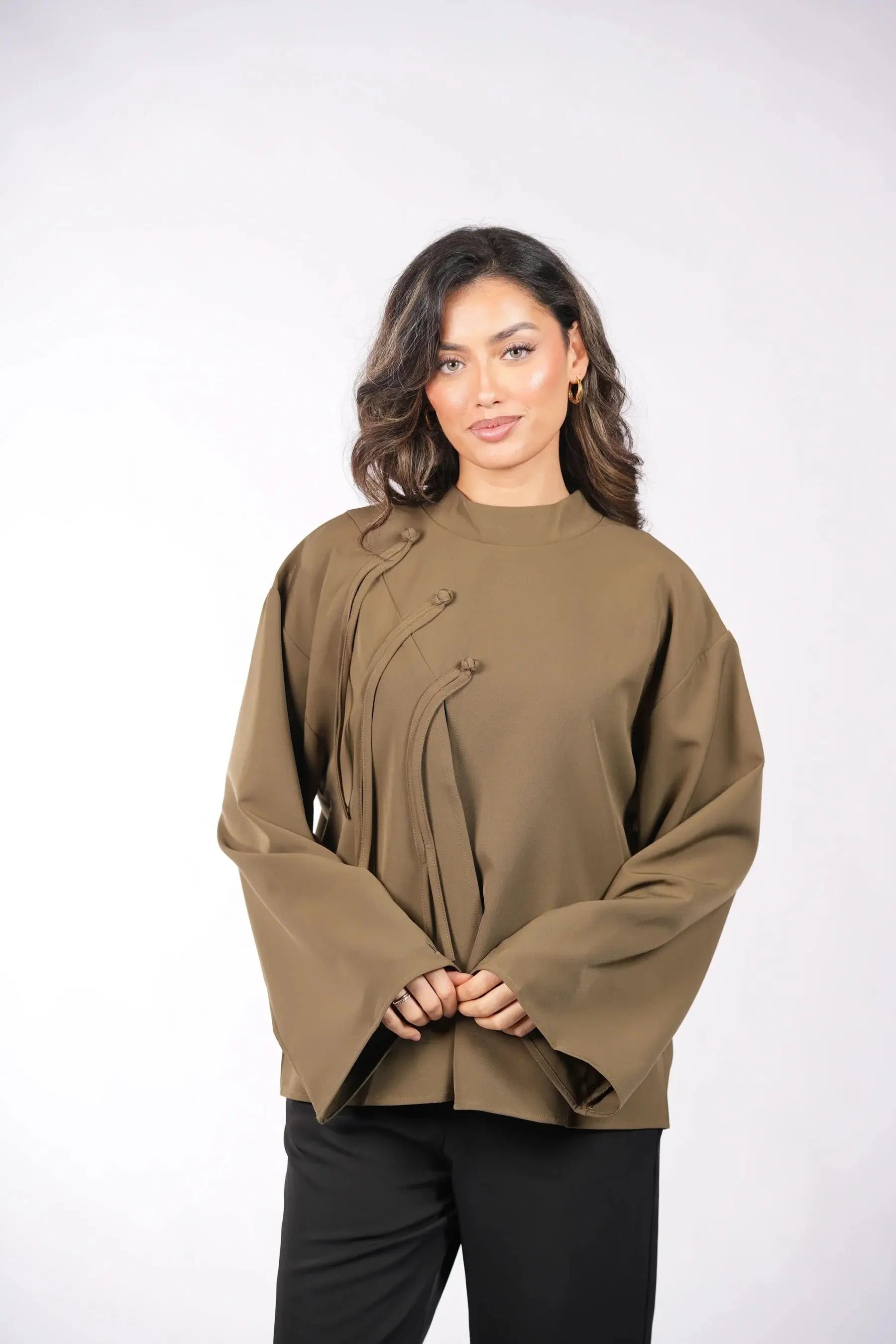 the legacy shirt - olive Losyana.Shop