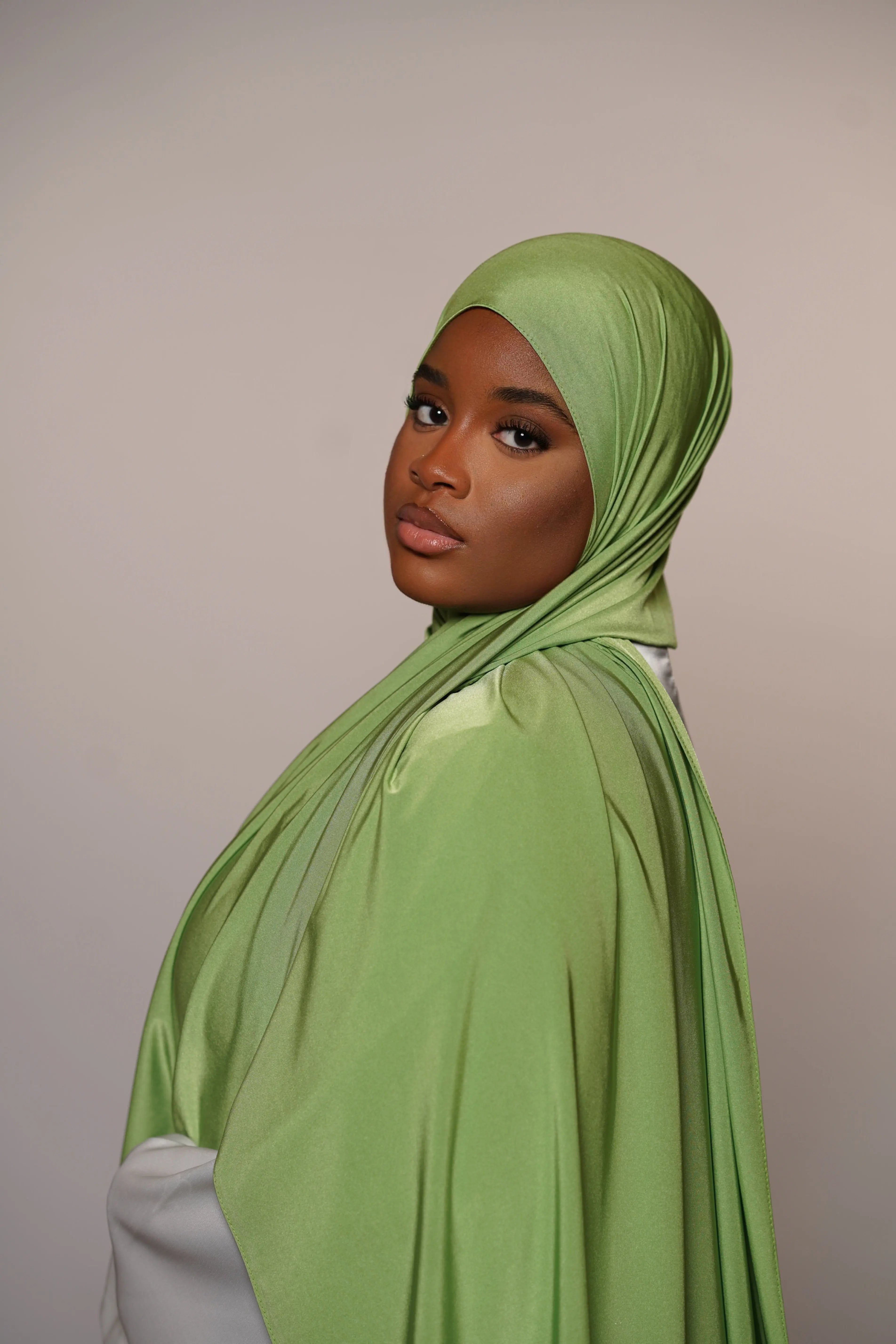 Satin premium jersey - lime Losyana.Shop