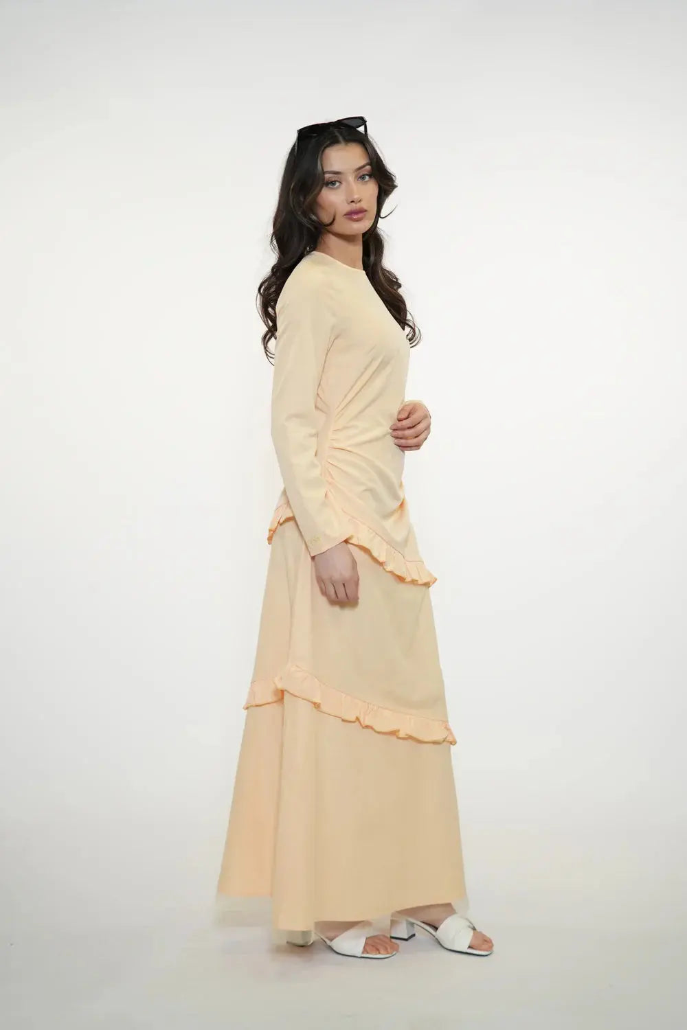 ROMANCE RUFFLE DRESS - APRICOT Losyana.nl