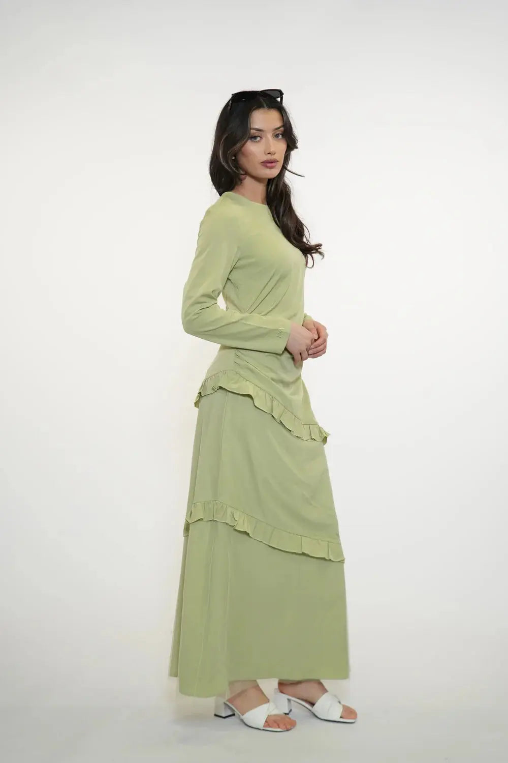 ROMANCE RUFFLE DRESS - MATCHA Losyana.nl