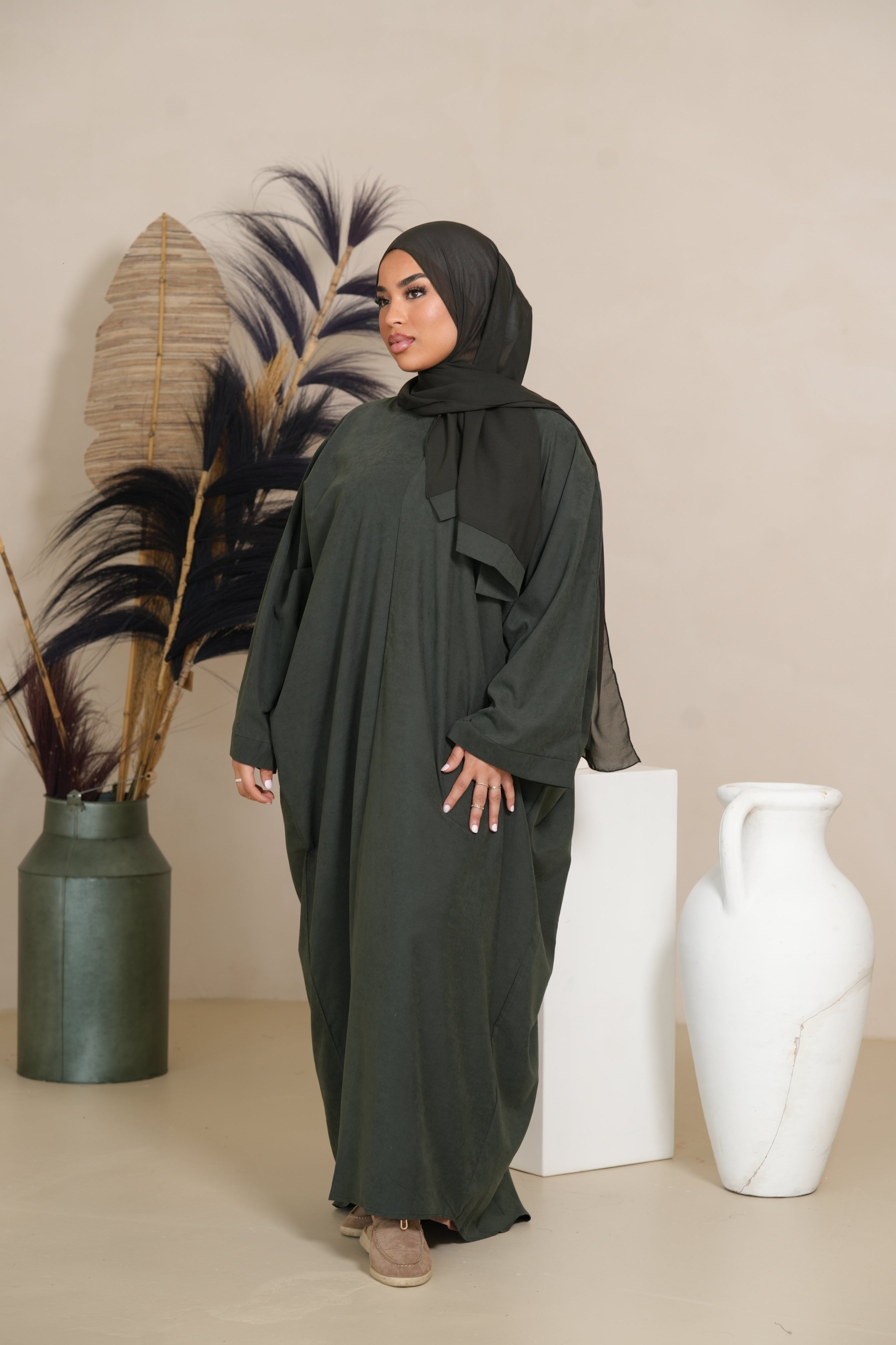 Velvet Daily Abaya - Royal Green