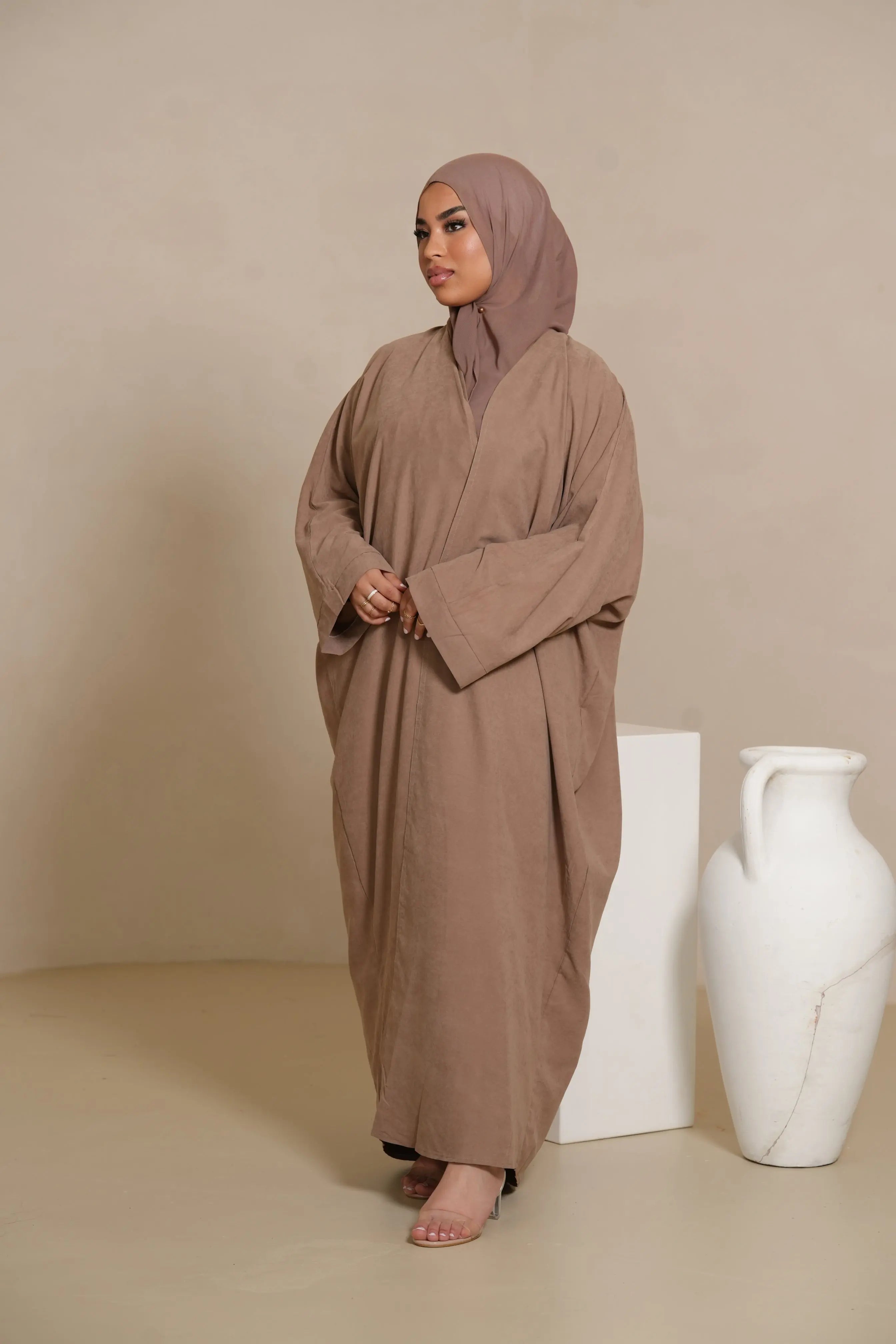 Velvet Daily Abaya - Sand Losyana.Shop