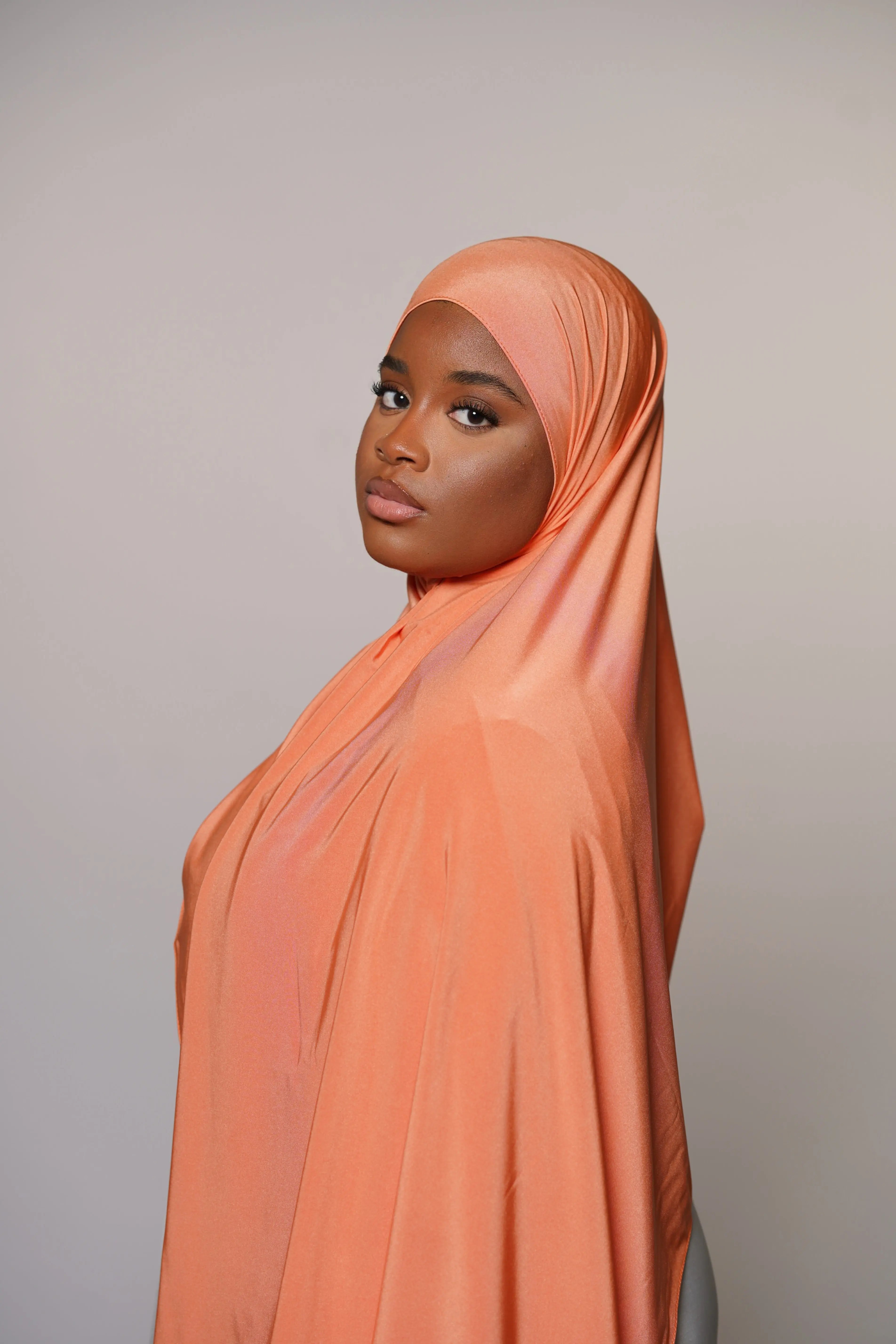 Satin premium jersey - light orange Losyana.Shop