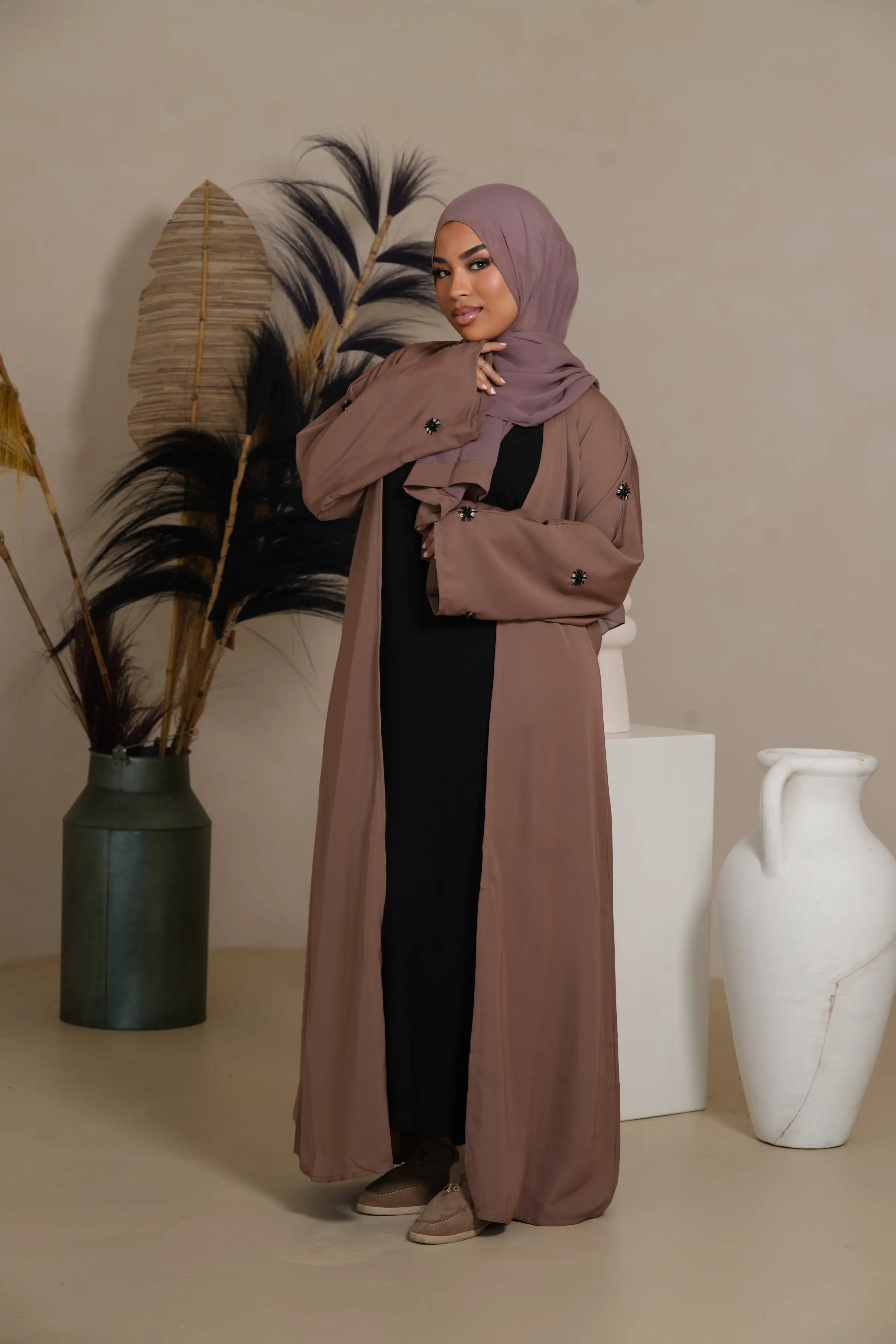 Star Daily Abaya - velvet Losyana.Shop