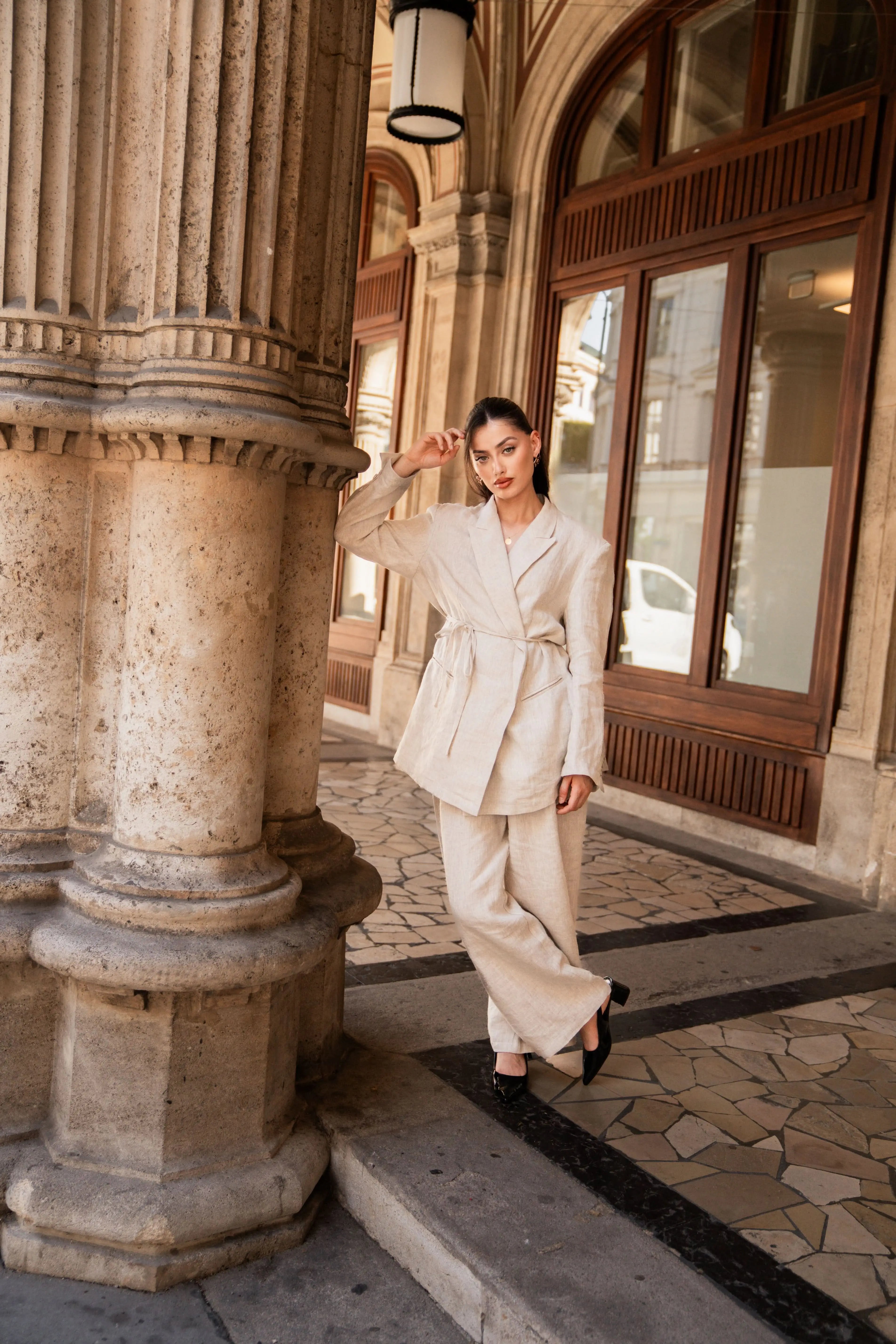 the premium linen blazer Losyana.Shop