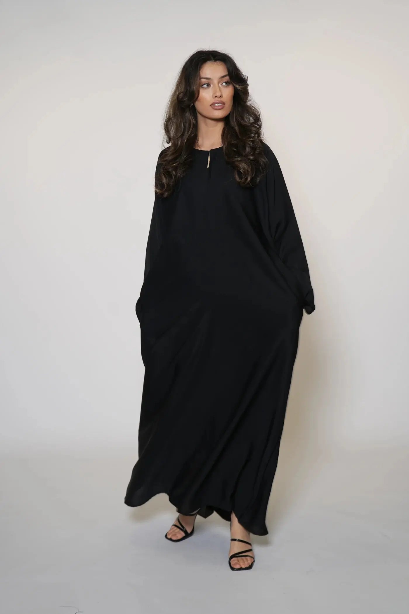 DXB Daily Abaya - Black Losyana.Shop