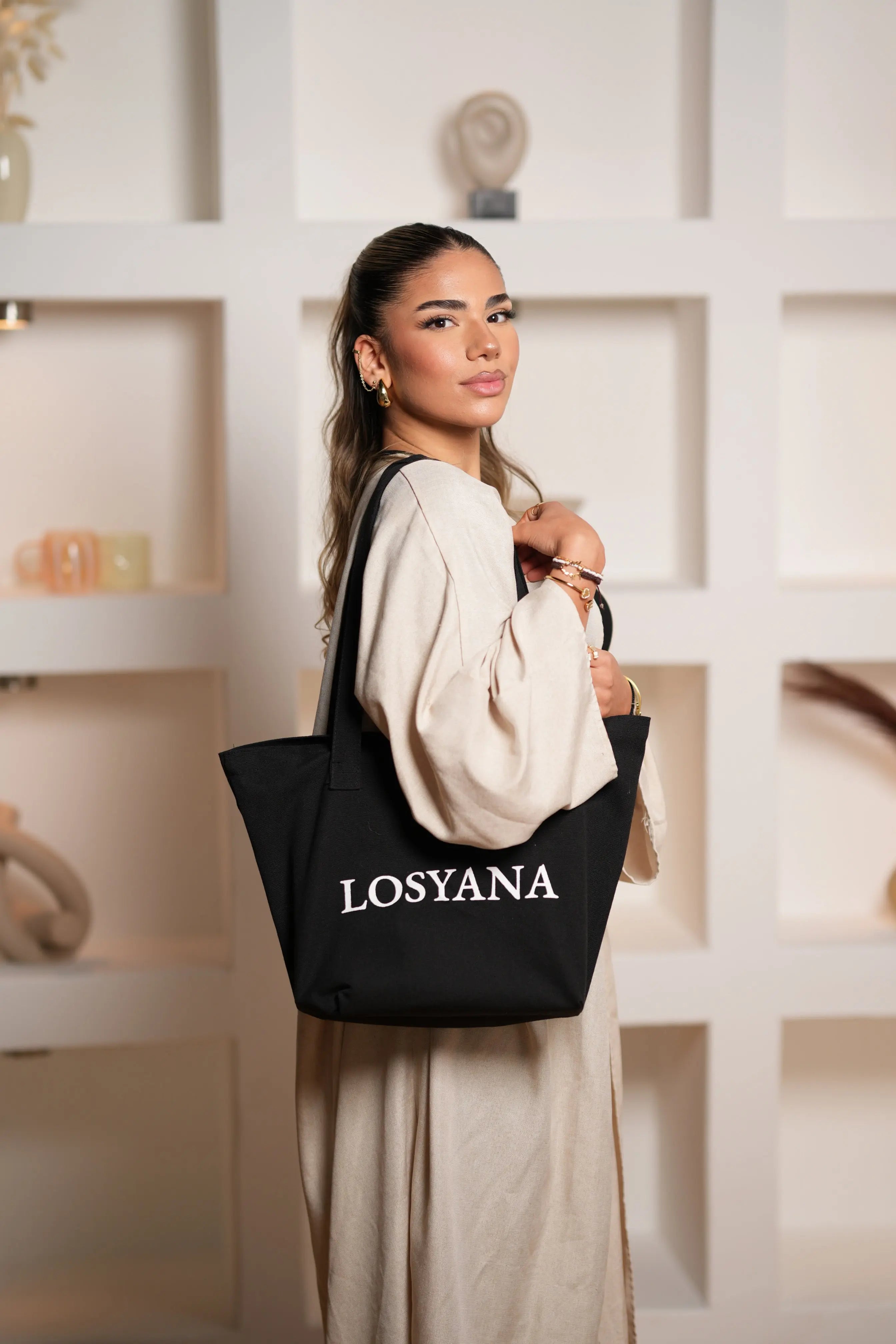 Tote Bag - Black Losyana