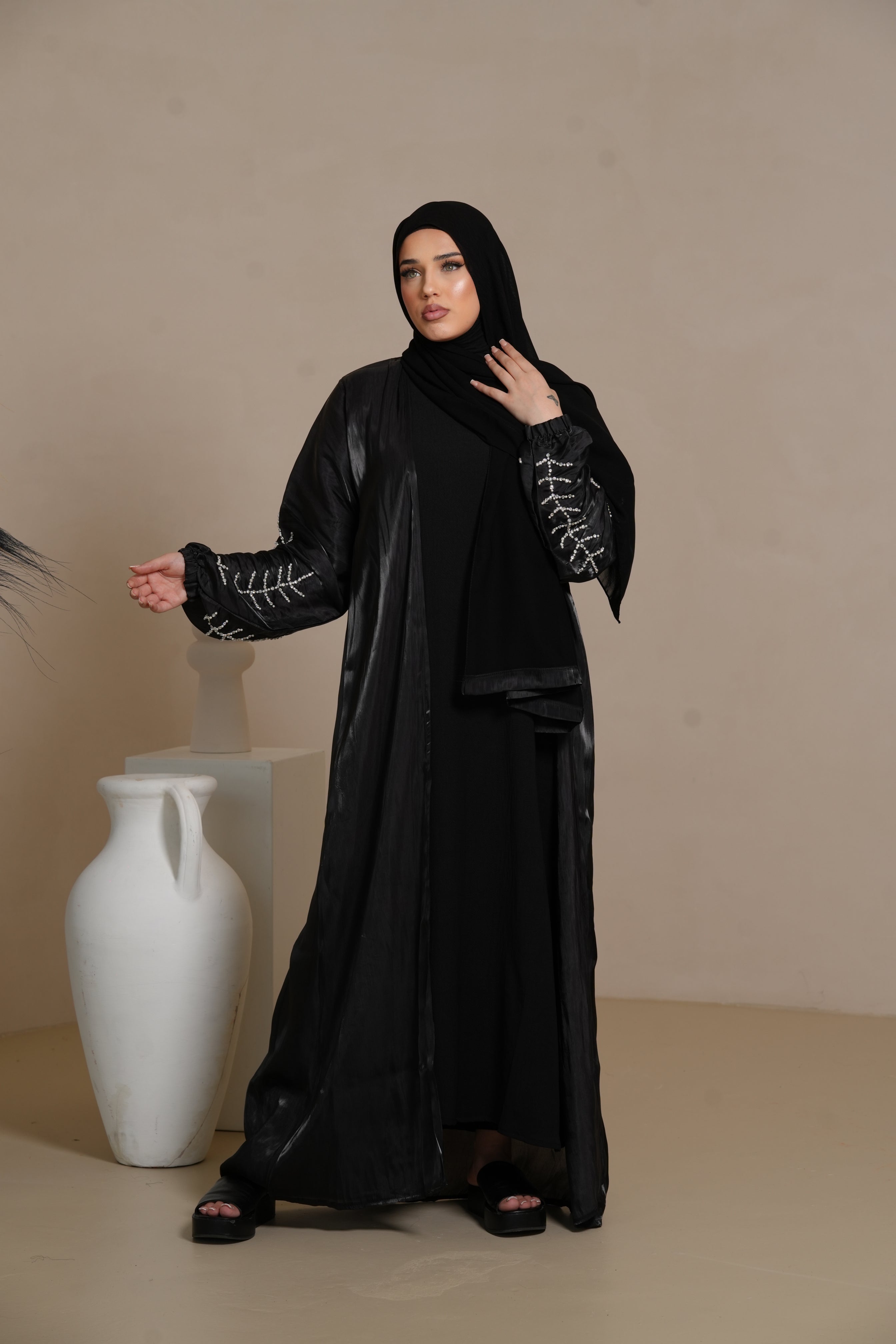 Flower Arm Abaya - Black