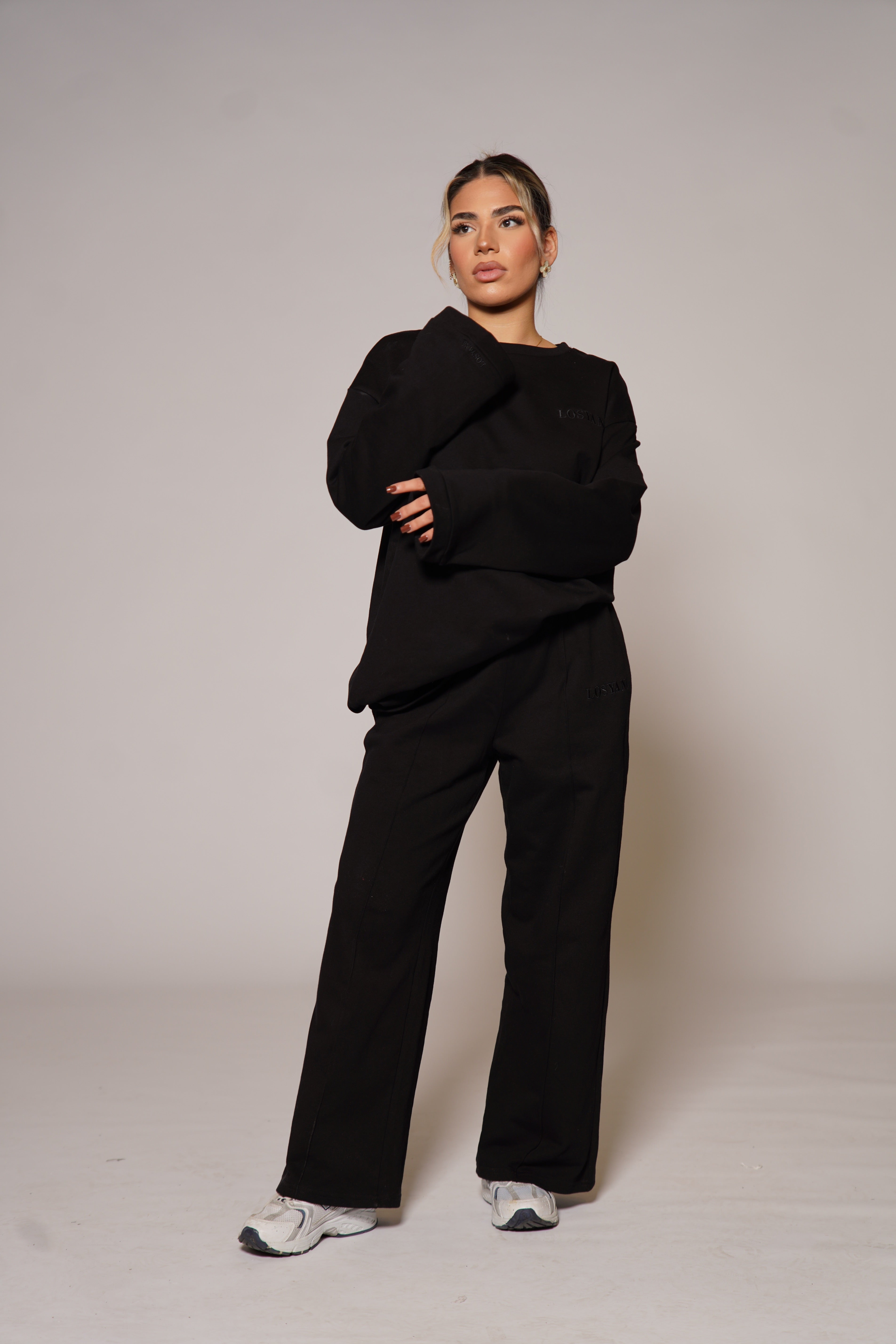 Lounge and Gym set - black