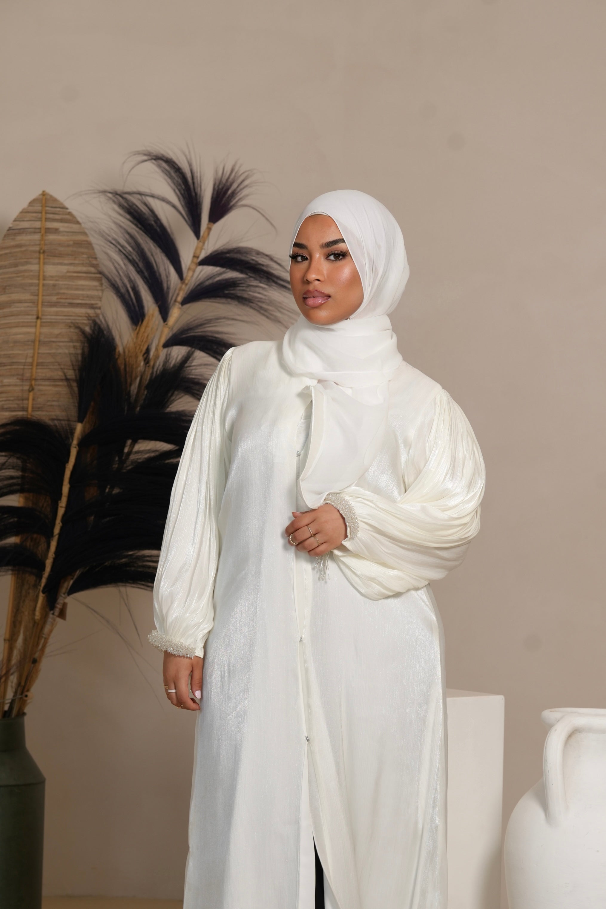Luxury pearls Abaya - White