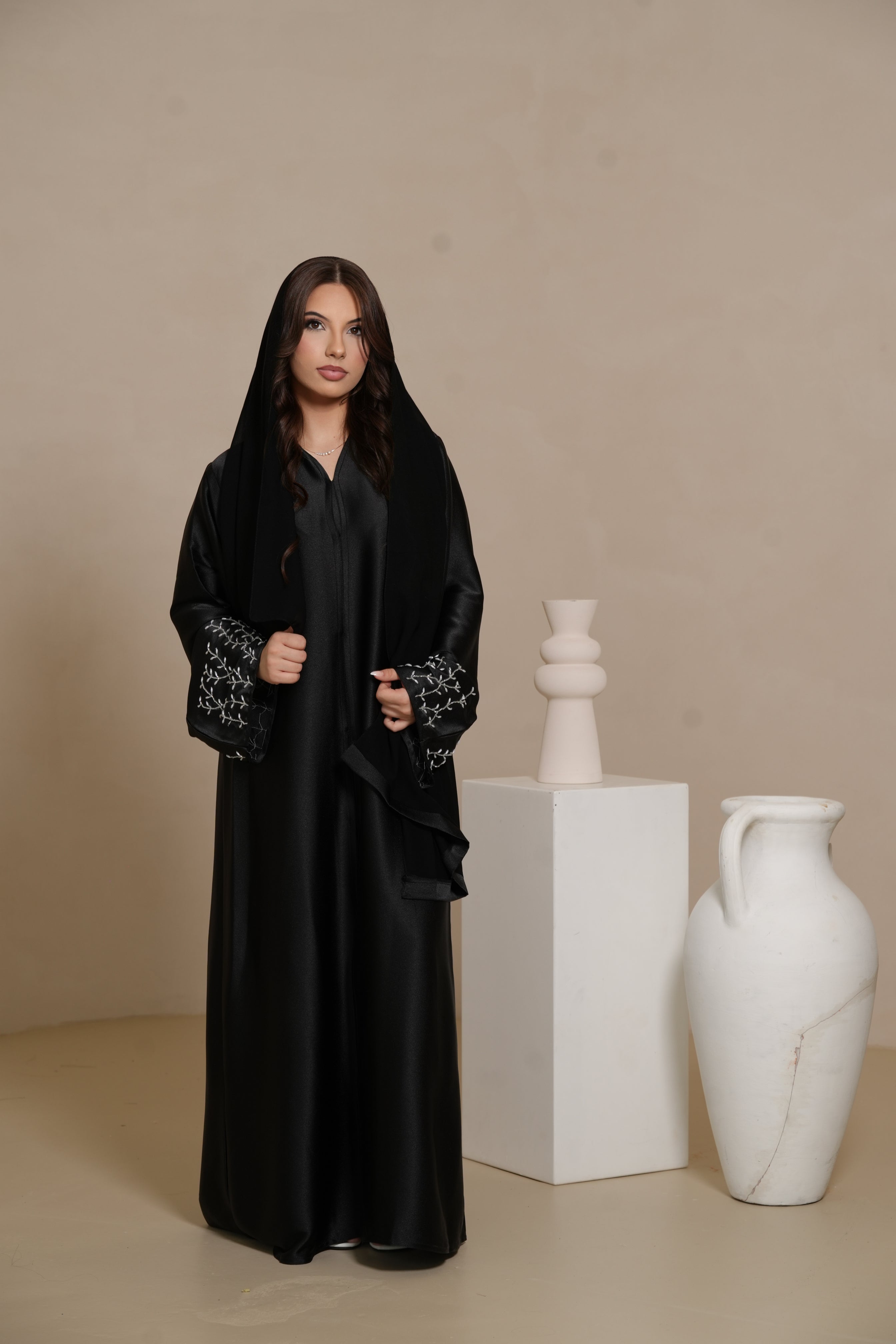 DXB Mira Abaya - black