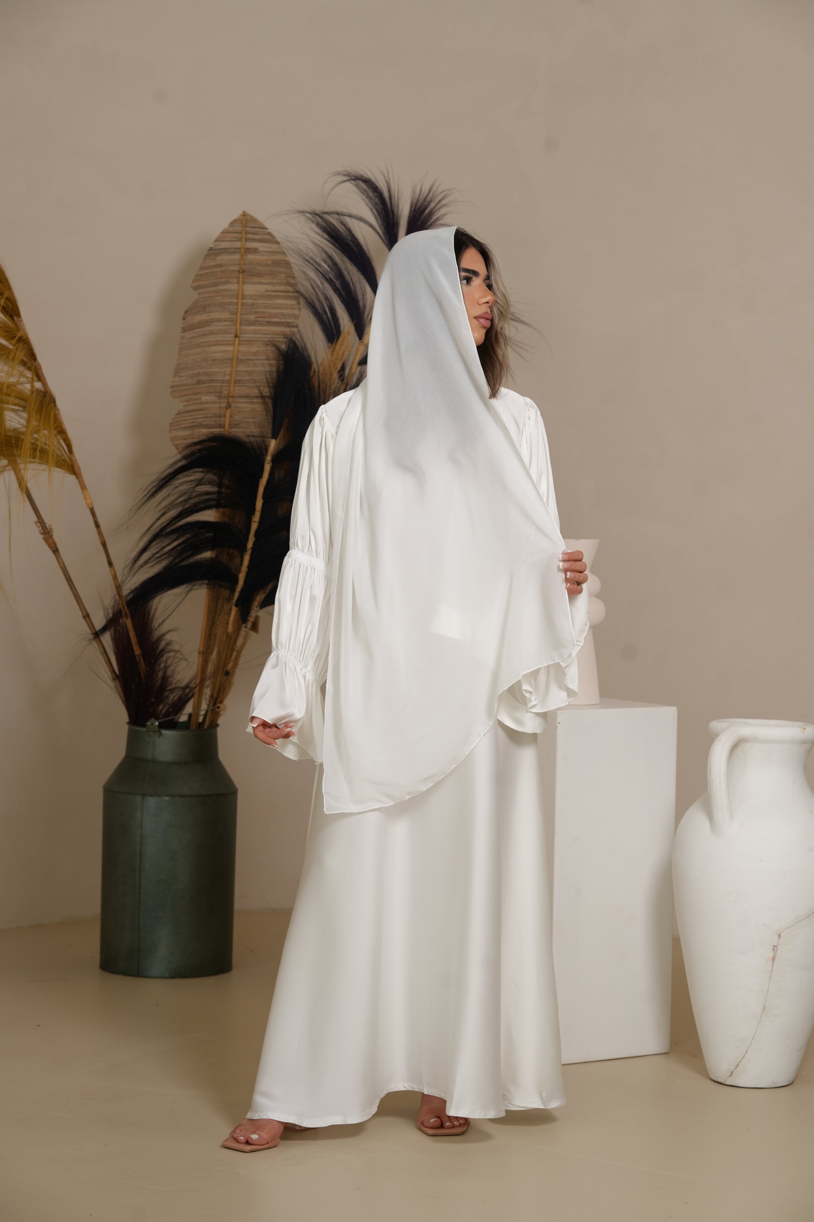 DXB Satin Abaya Rings - white