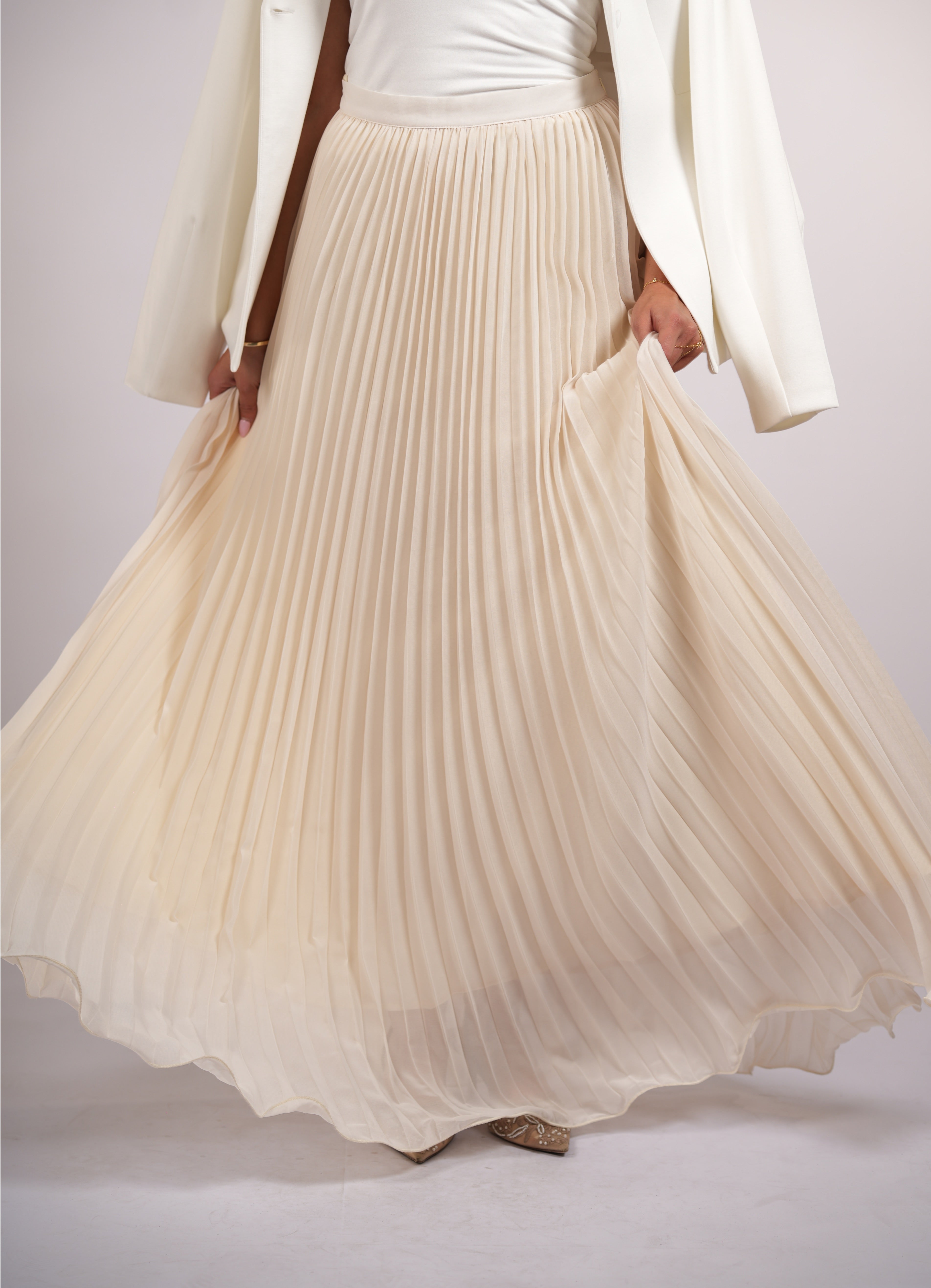 plisse skirt - cream