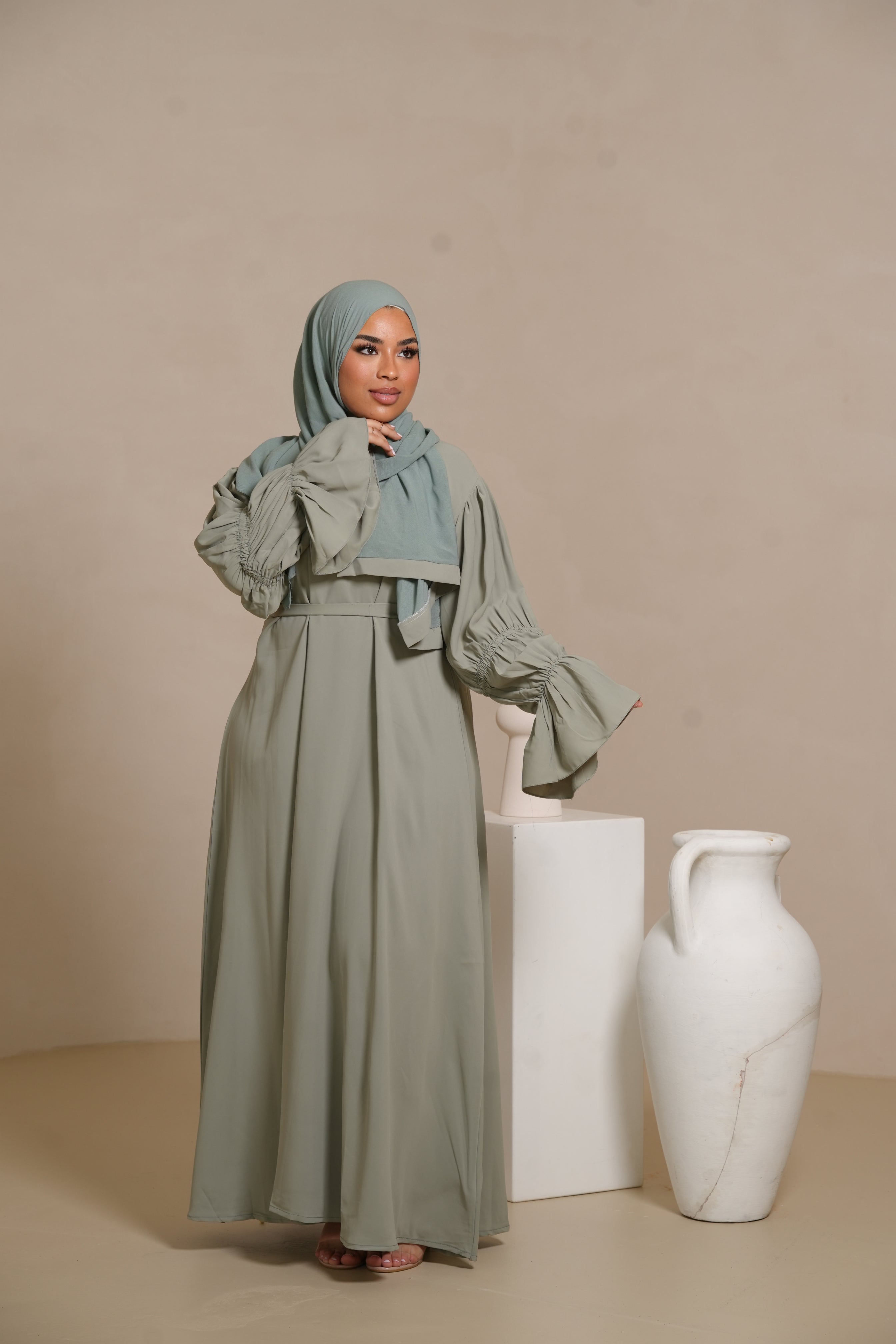 Daily Medina Abaya - pistachio