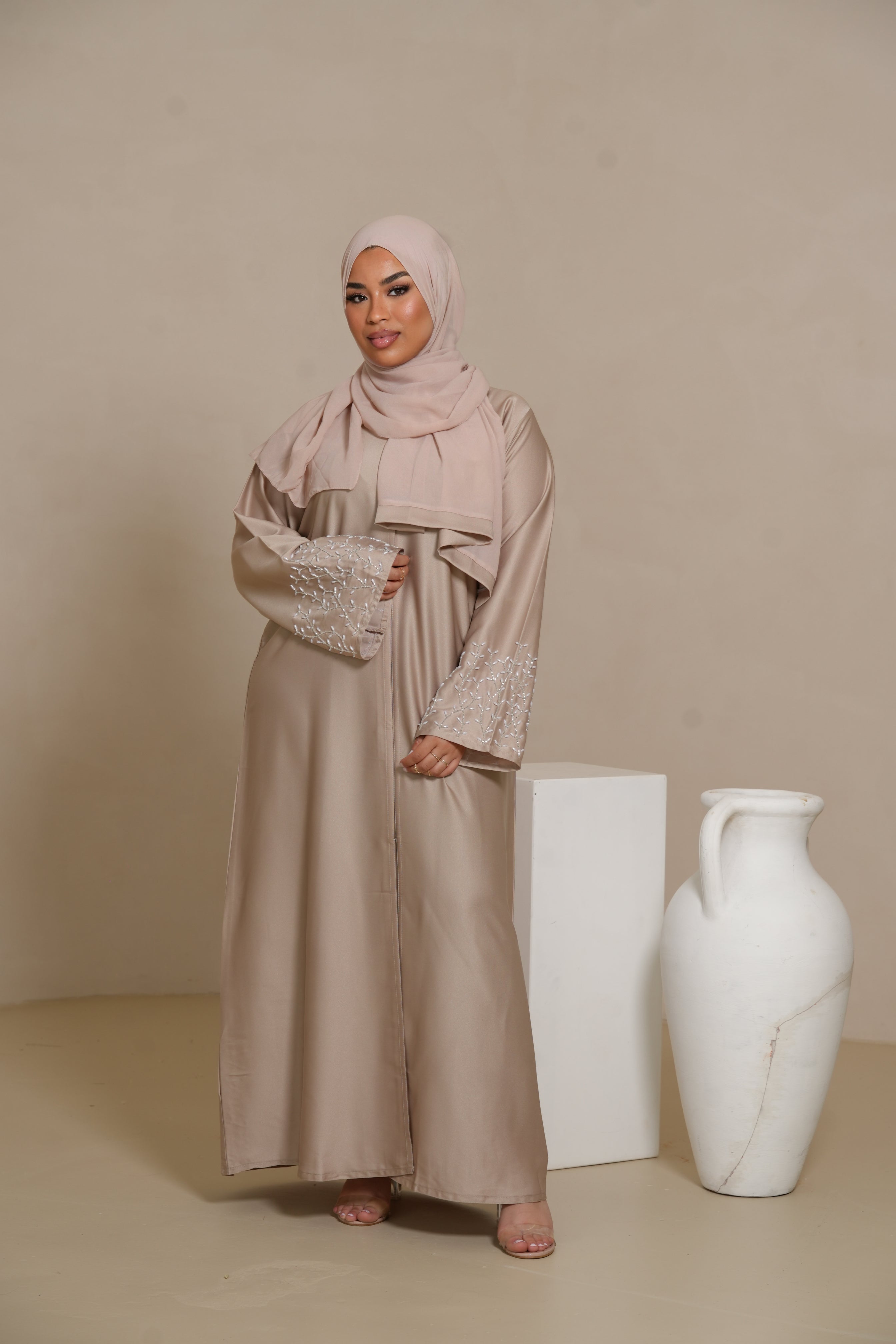 DXB Mira Abaya - beige