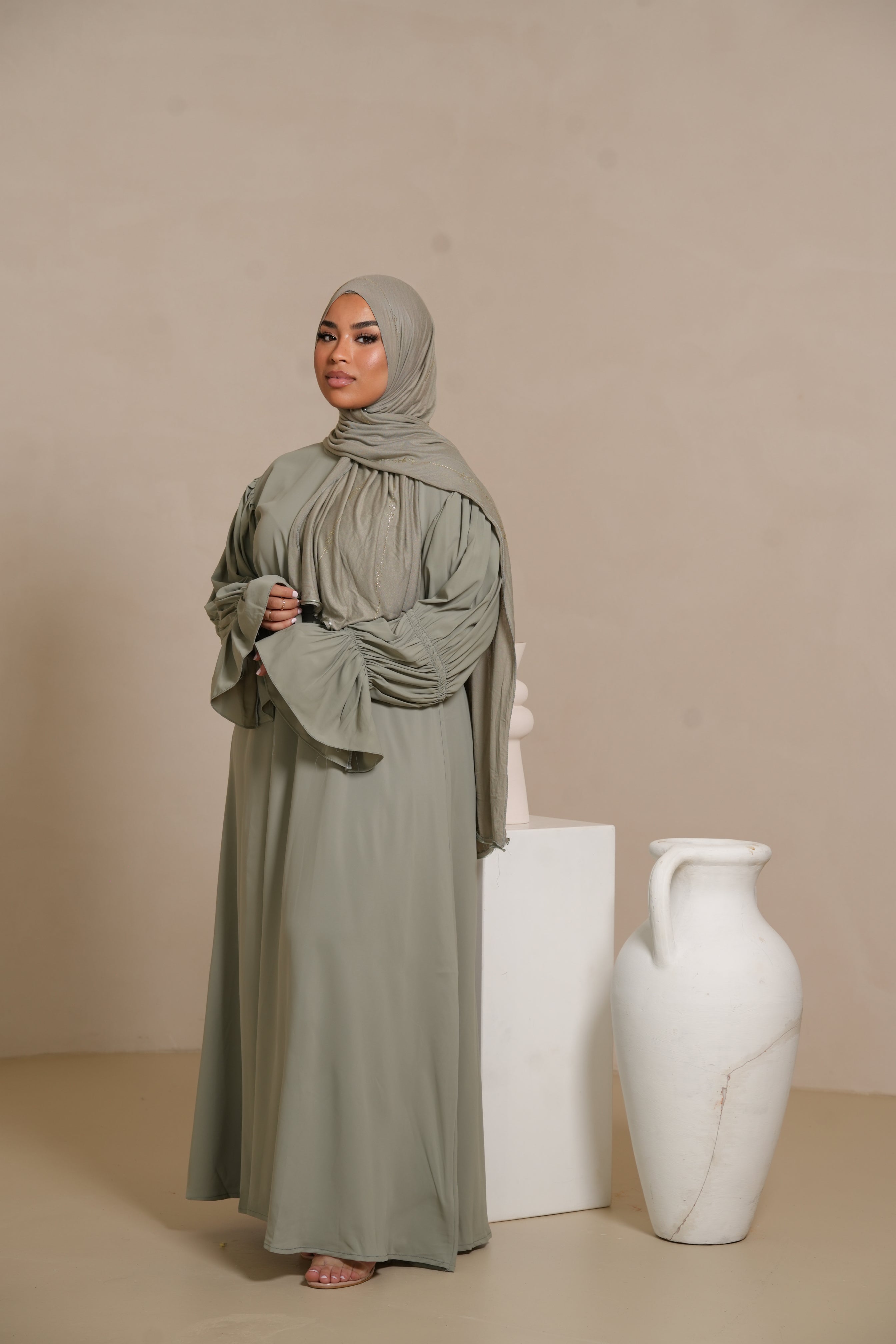 Daily Medina Abaya - pistachio