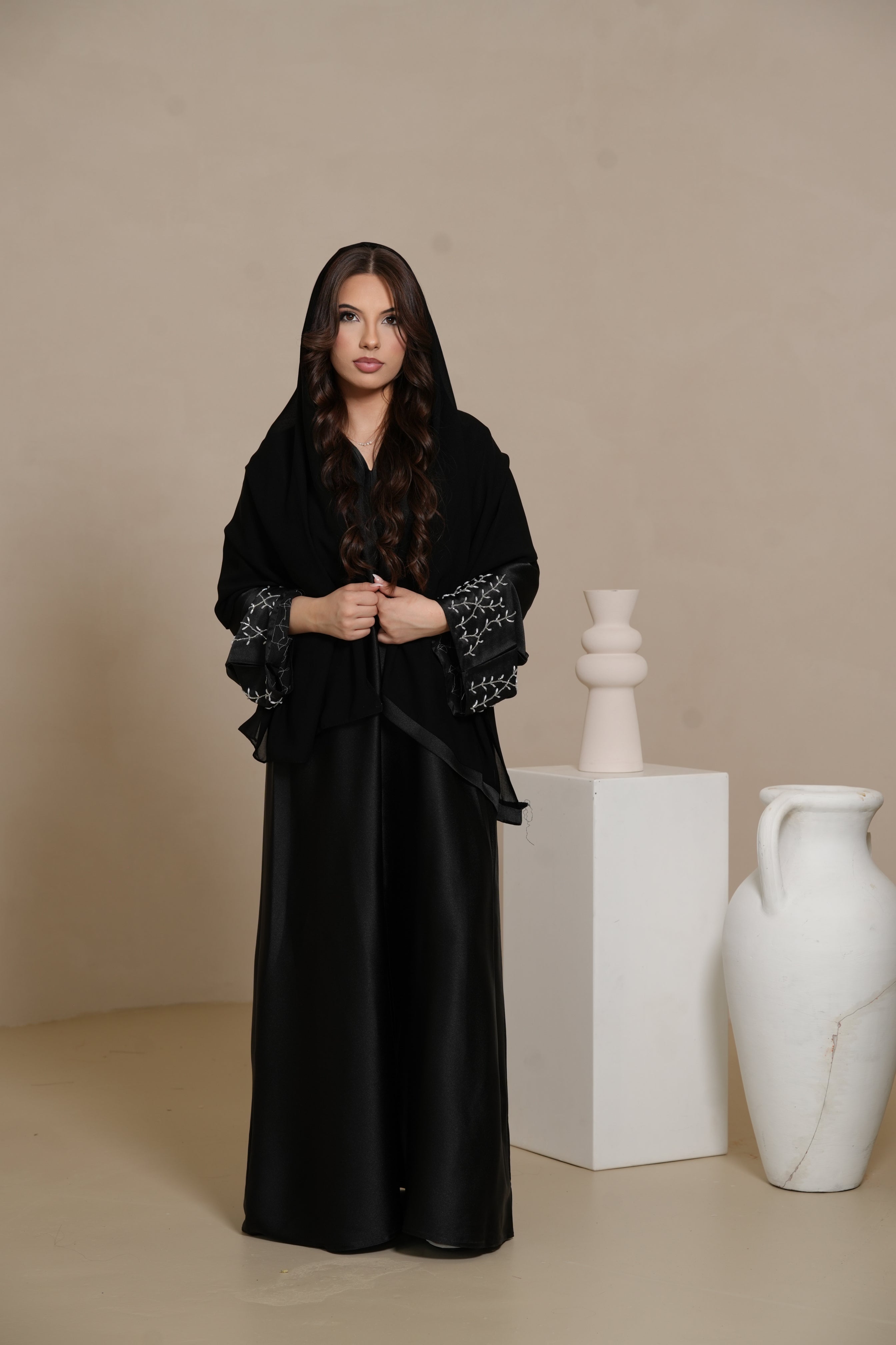 DXB Mira Abaya - black