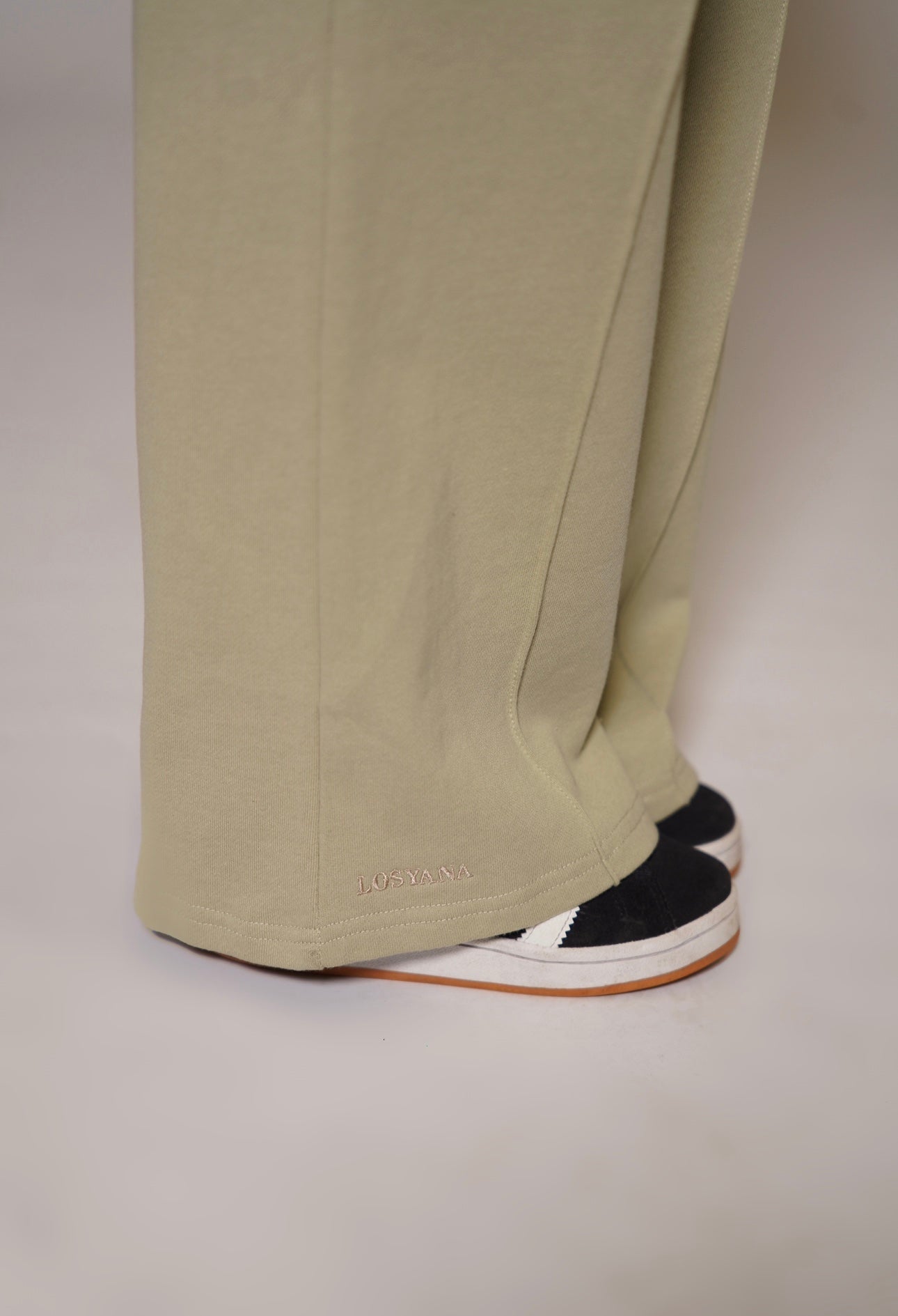 Lounge and Gym set - pistachio
