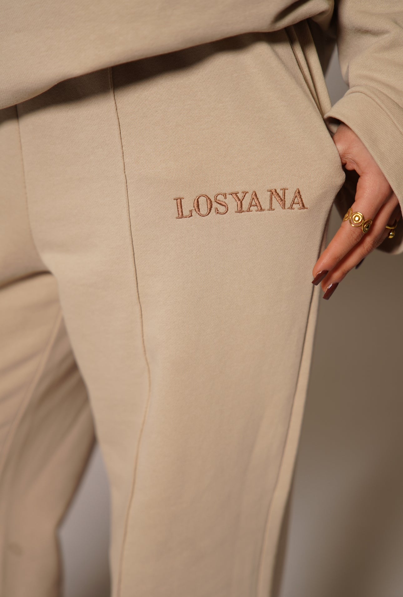 Lounge and Gym set - light beige