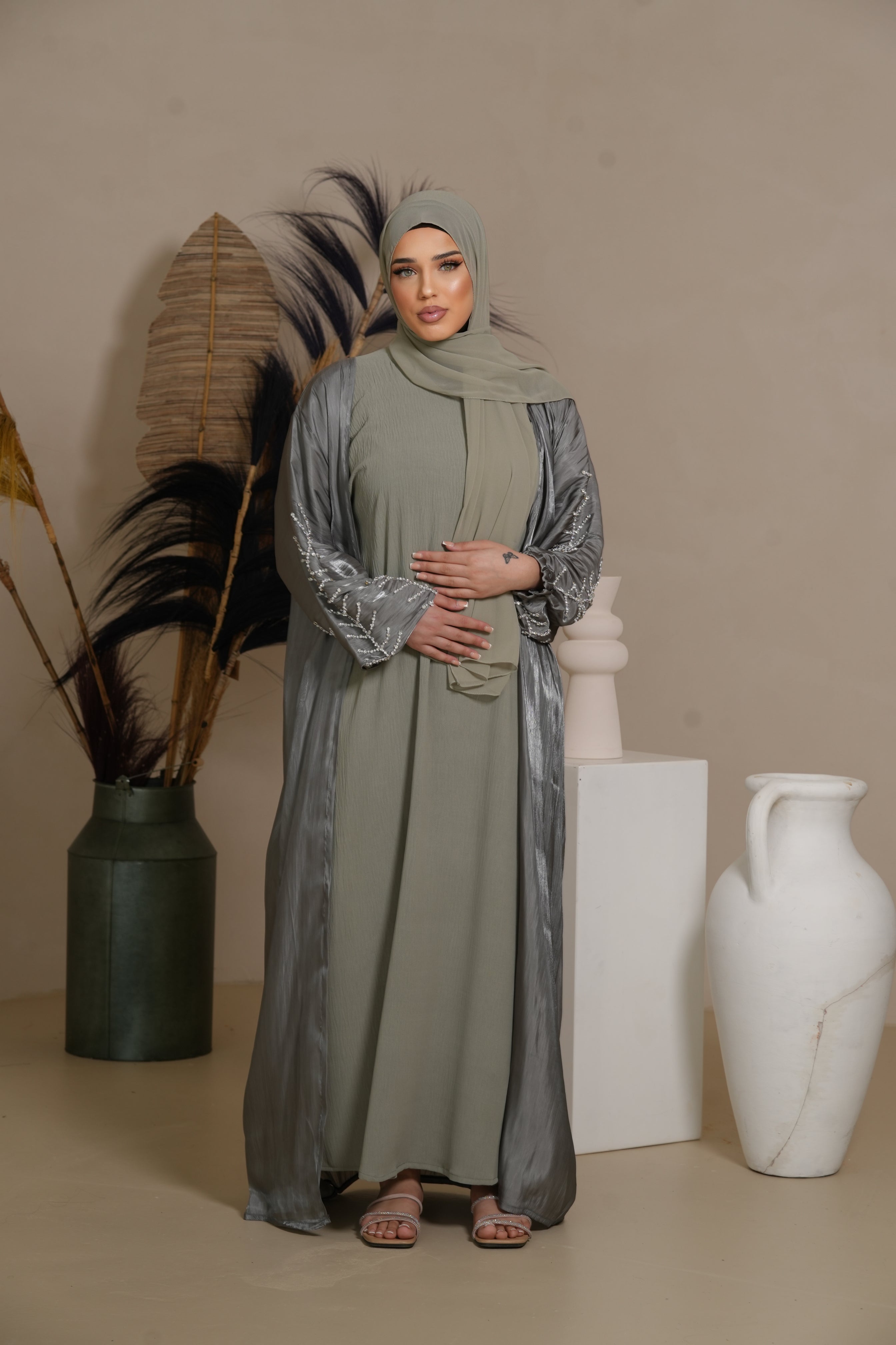 Flower Arm Abaya - Green