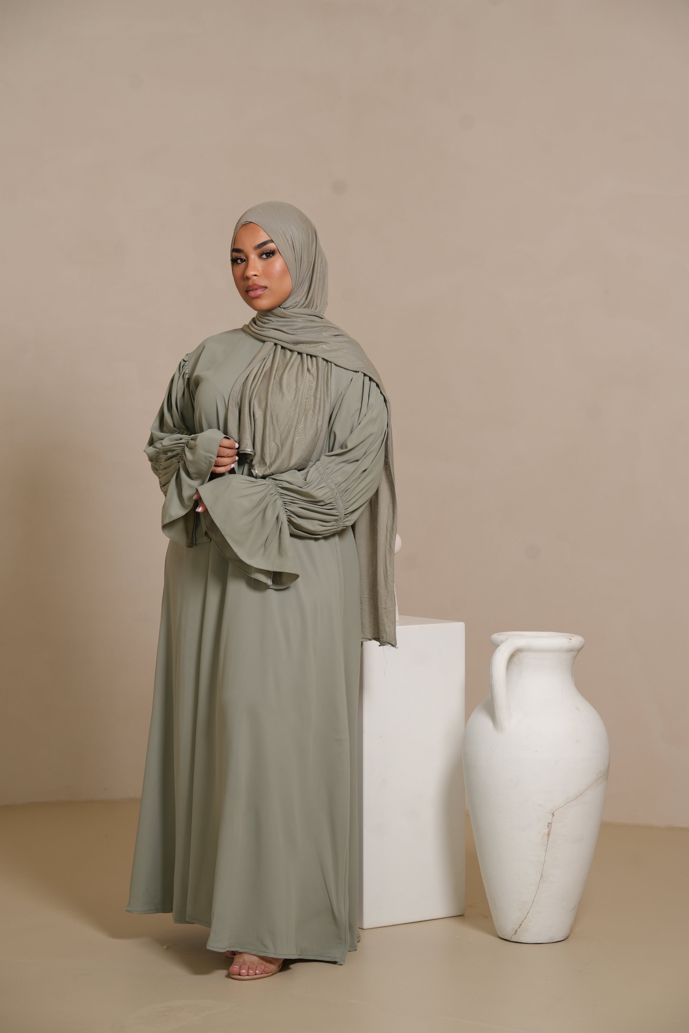 Daily Medina Abaya - pistachio
