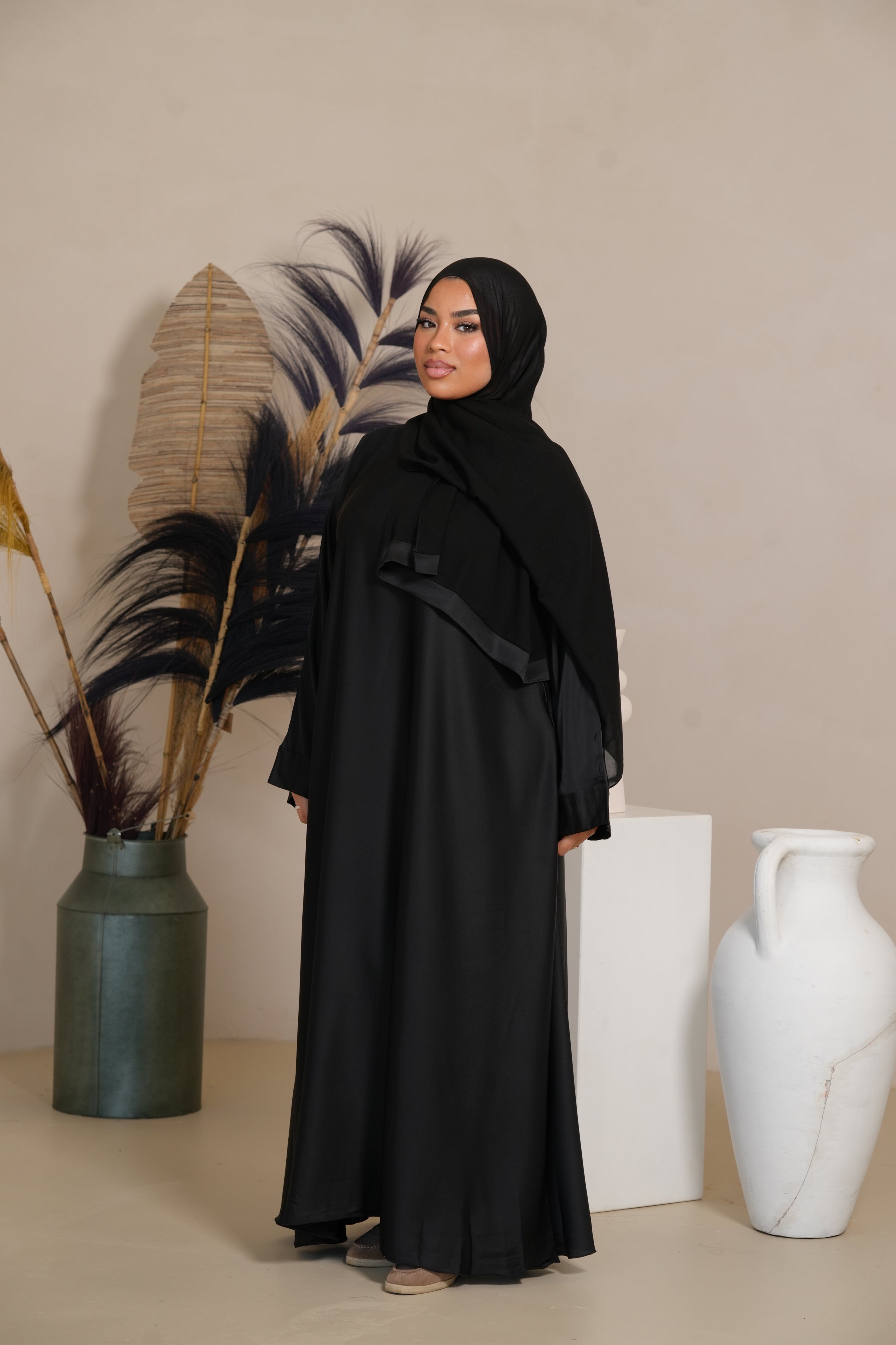 DXB Satin Abaya - black