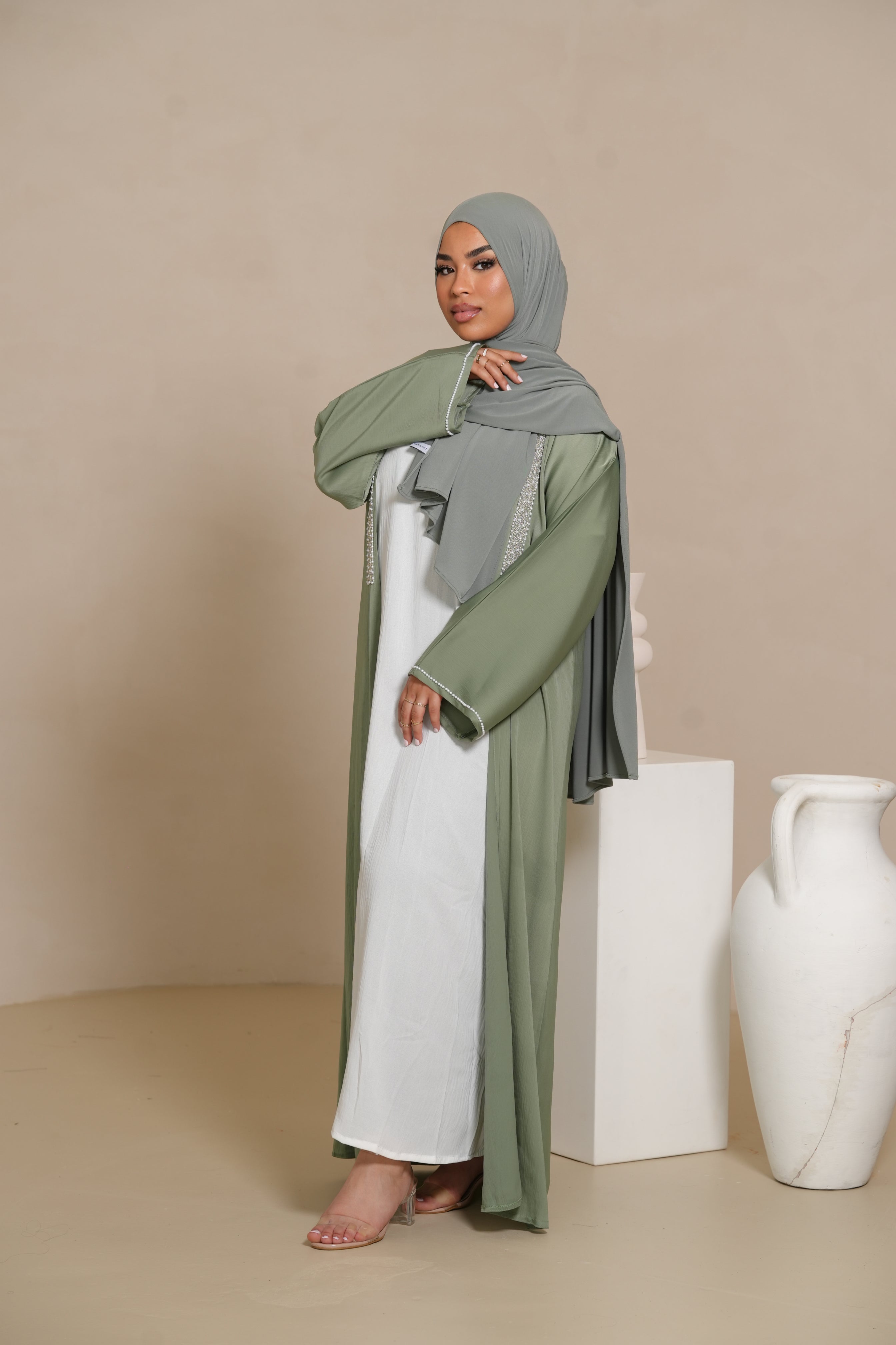 Pearl Stroke Abaya - Olive