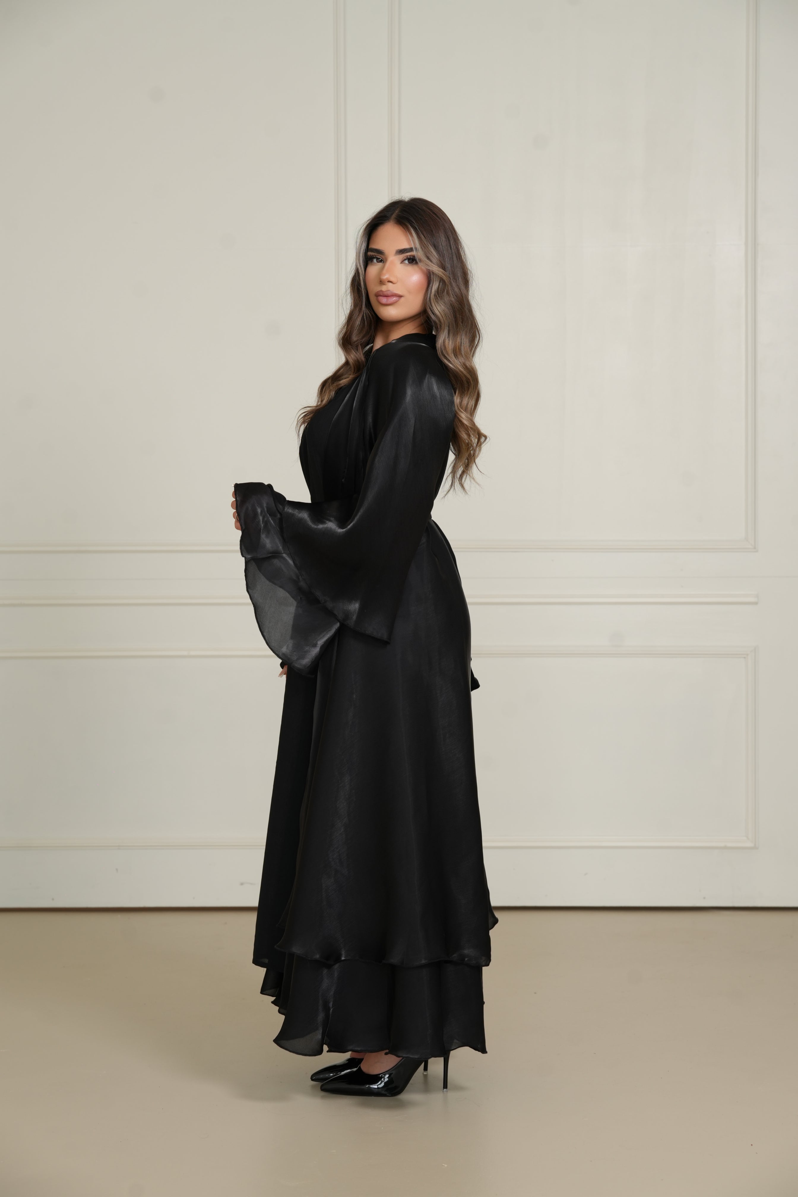 DXB Flower Abaya - black