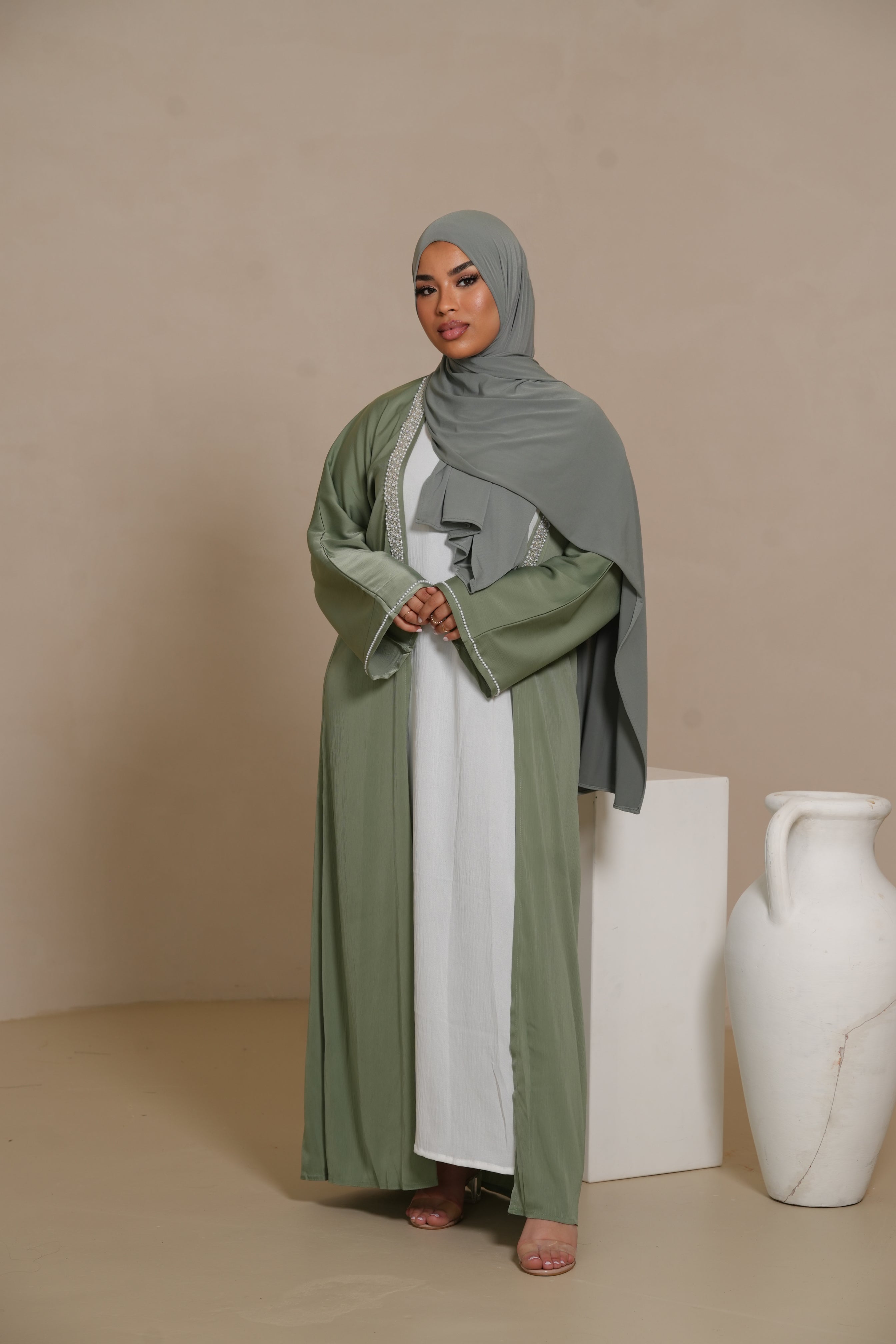 Pearl Stroke Abaya - Olive