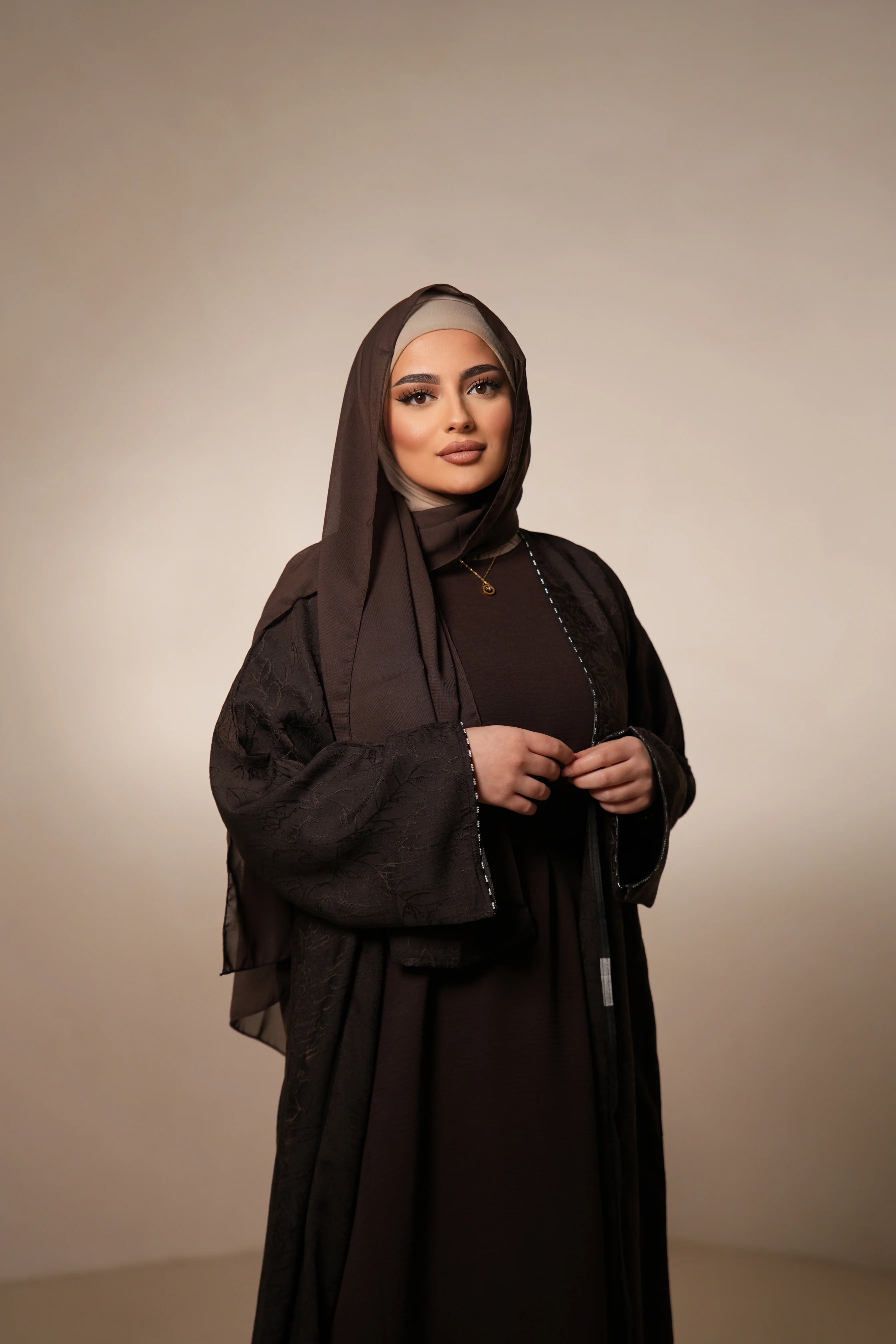 Emirate abaya - dark brown 2