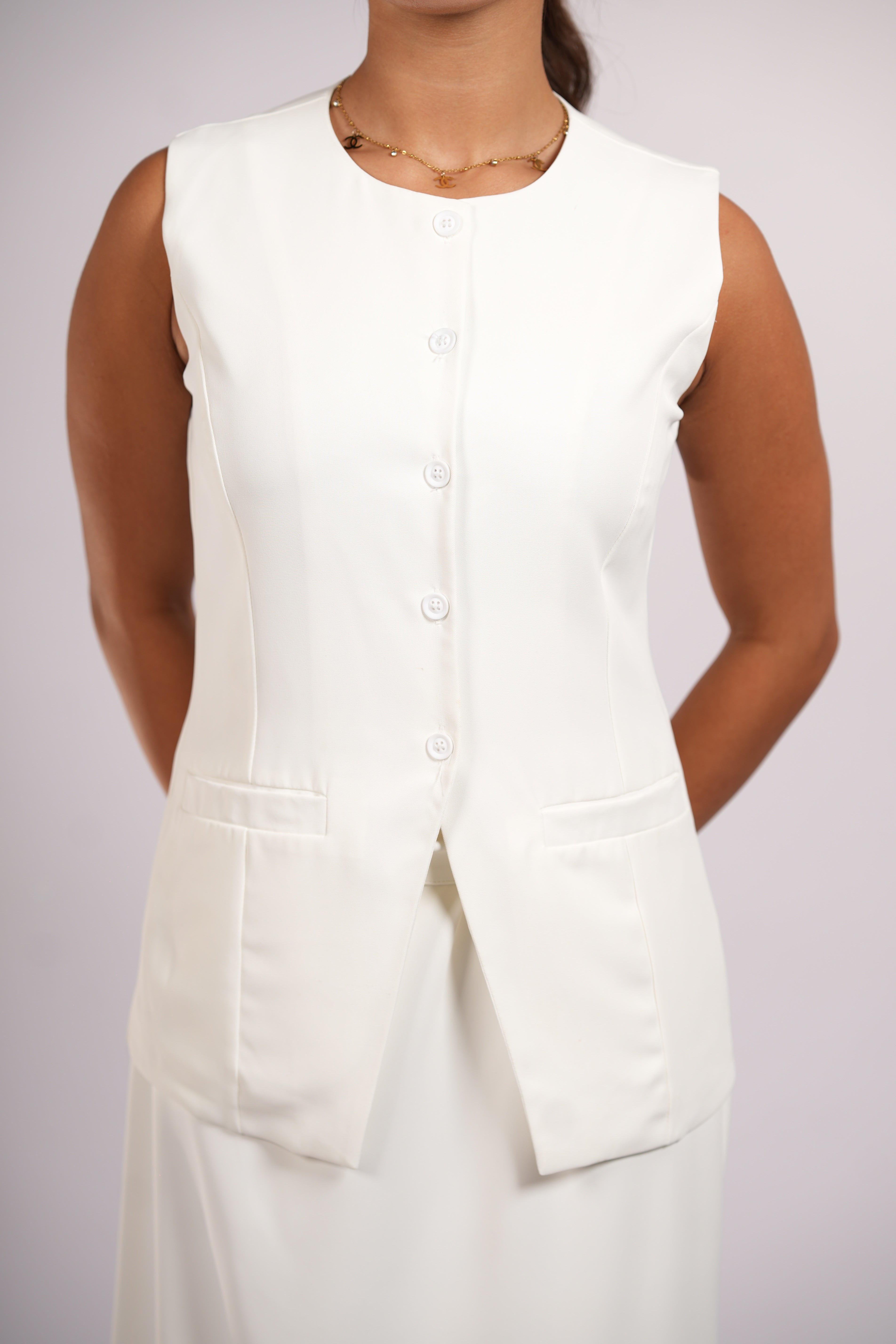 old vienna vest - white