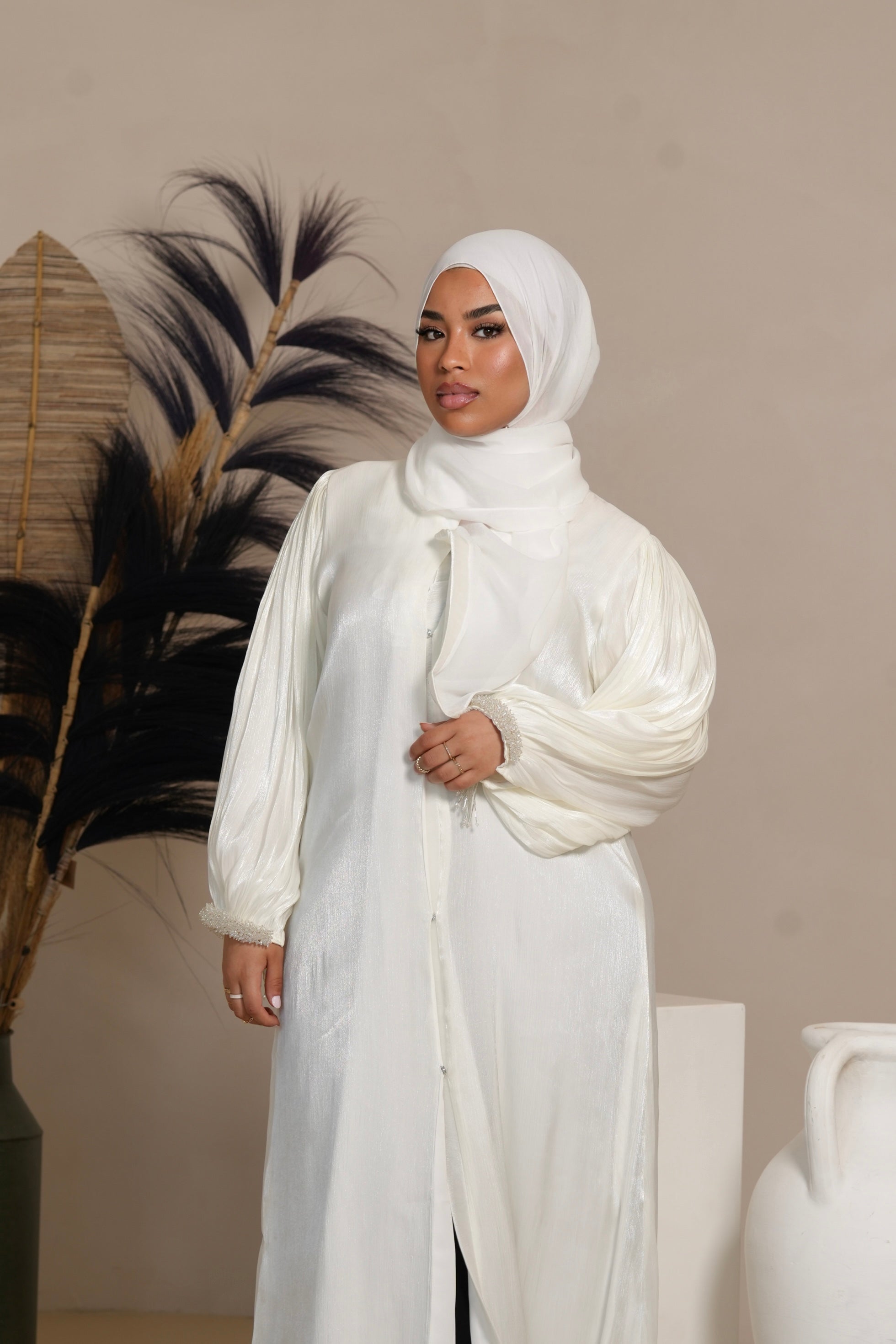 Luxury pearls Abaya - White