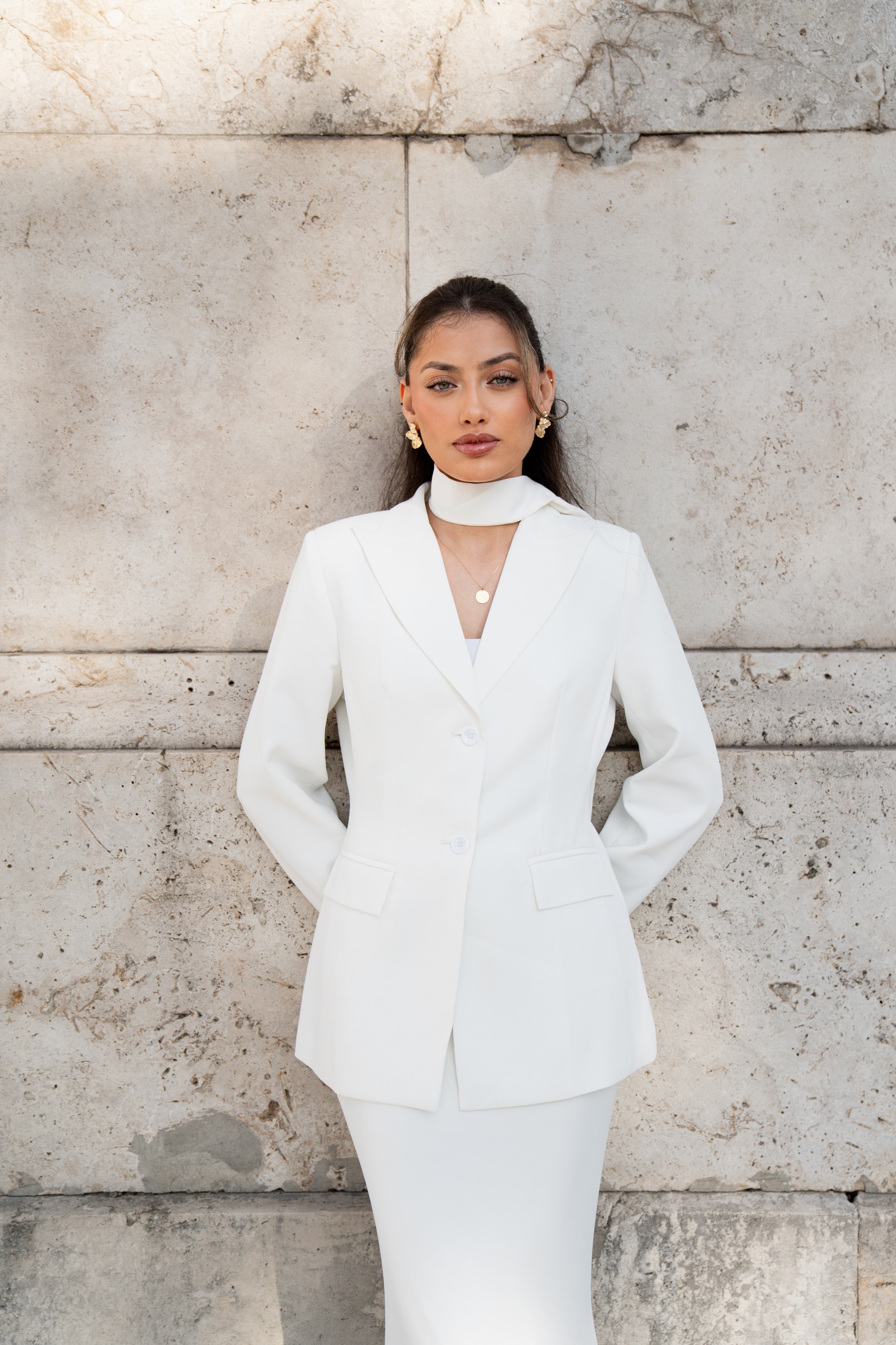 the palais blazer - white