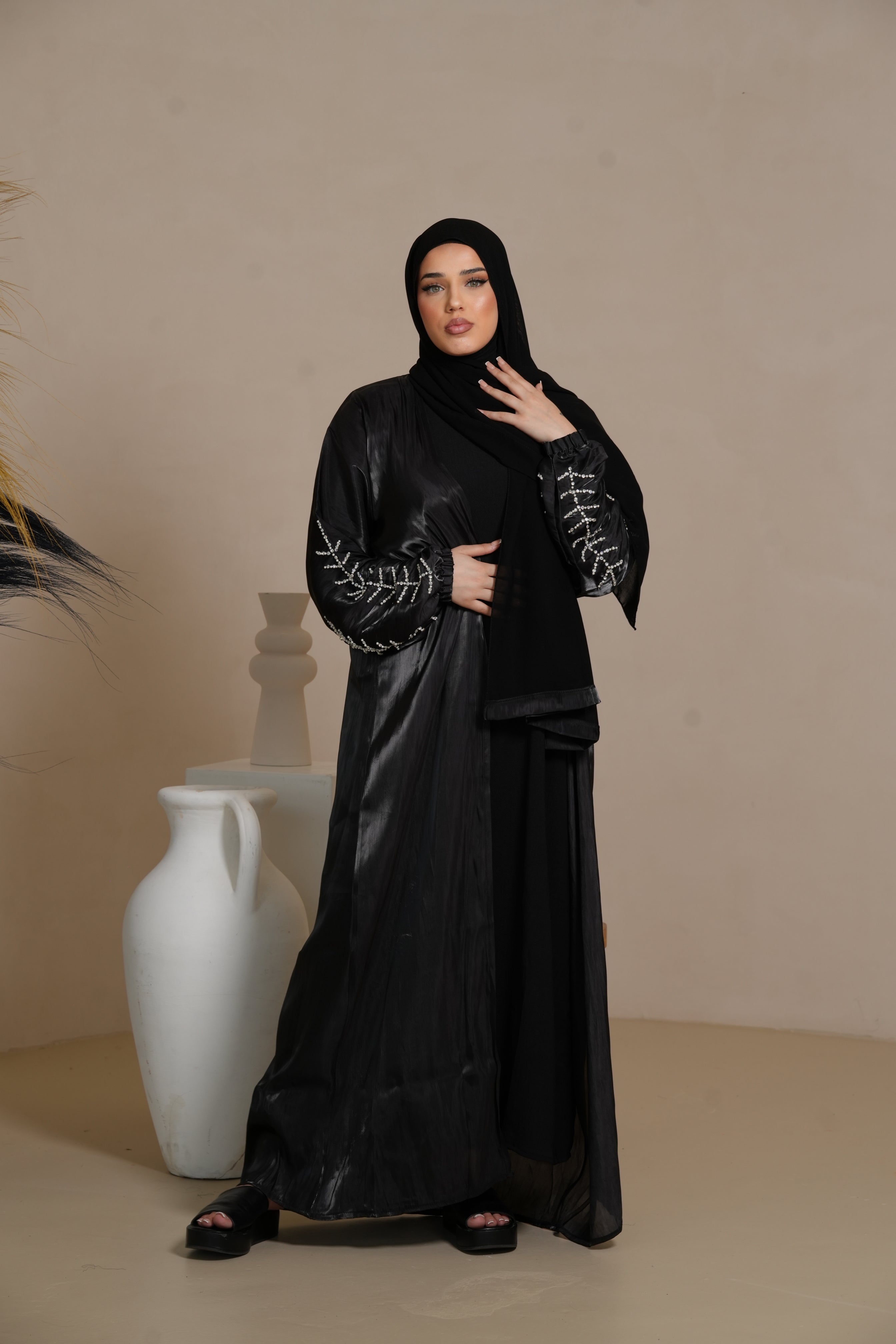 Flower Arm Abaya - Black