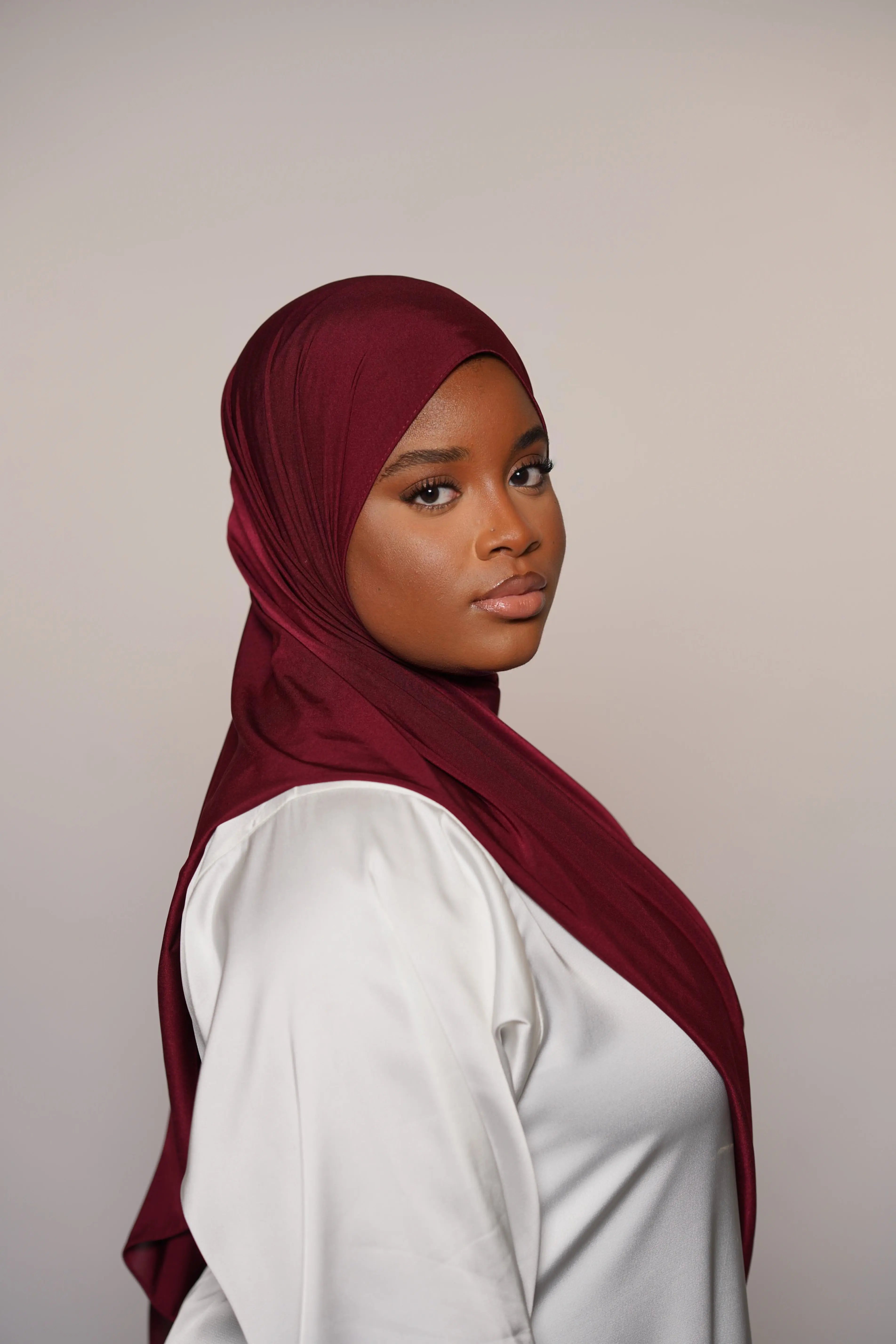 Satin Premium Jersey - cherry Losyana.Shop