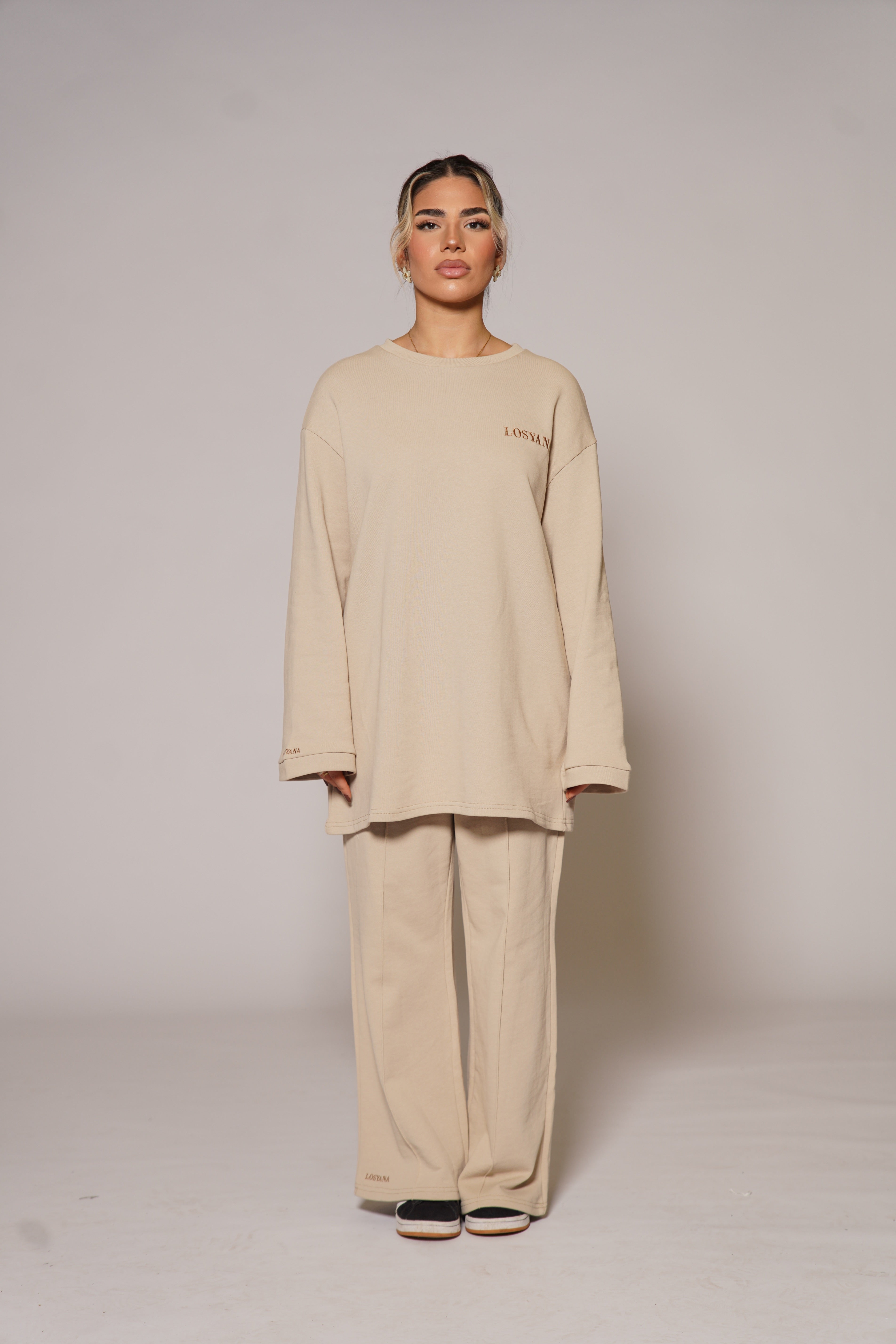 Lounge and Gym set - light beige