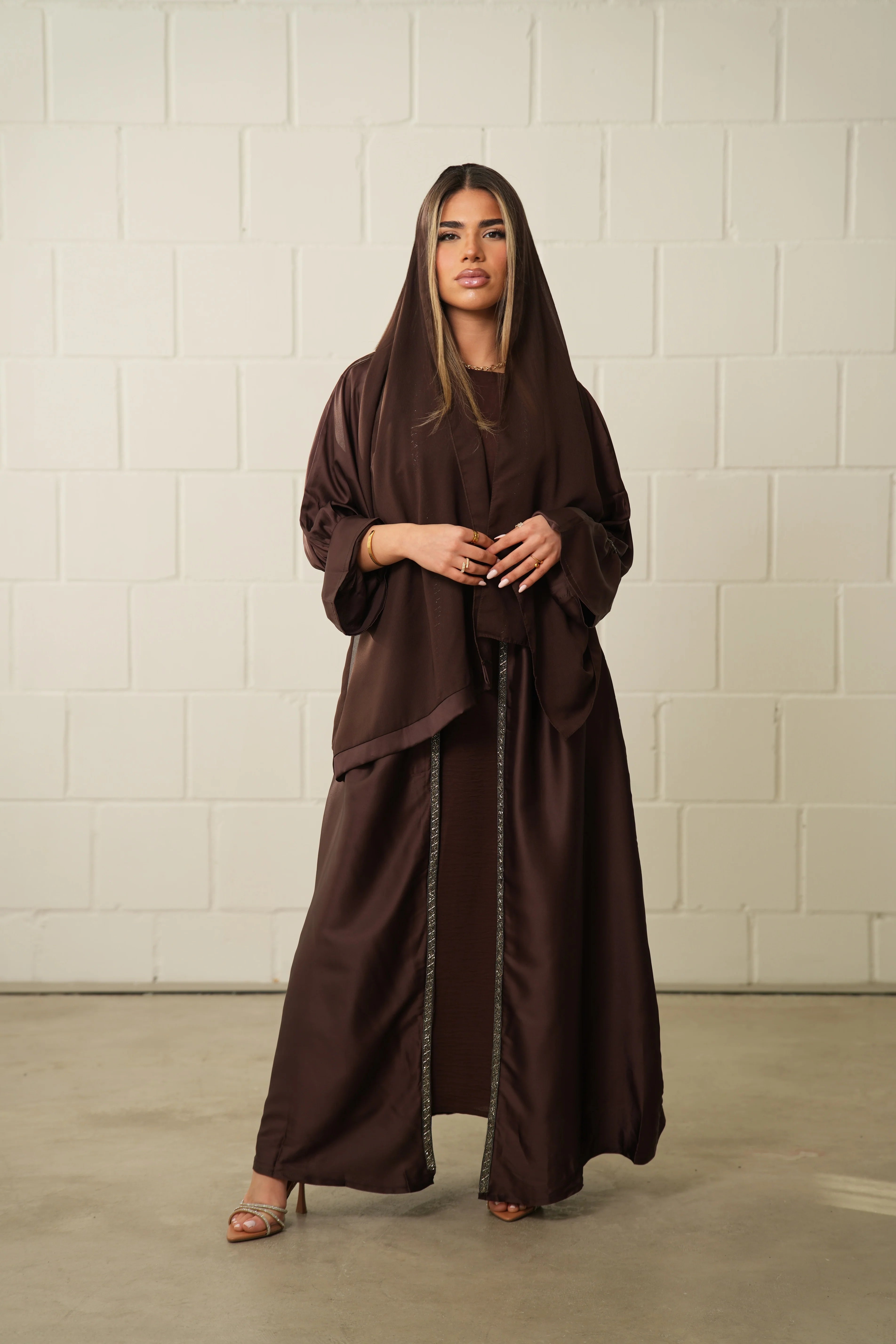 Blackstone Glamour Abaya - Dark Brown