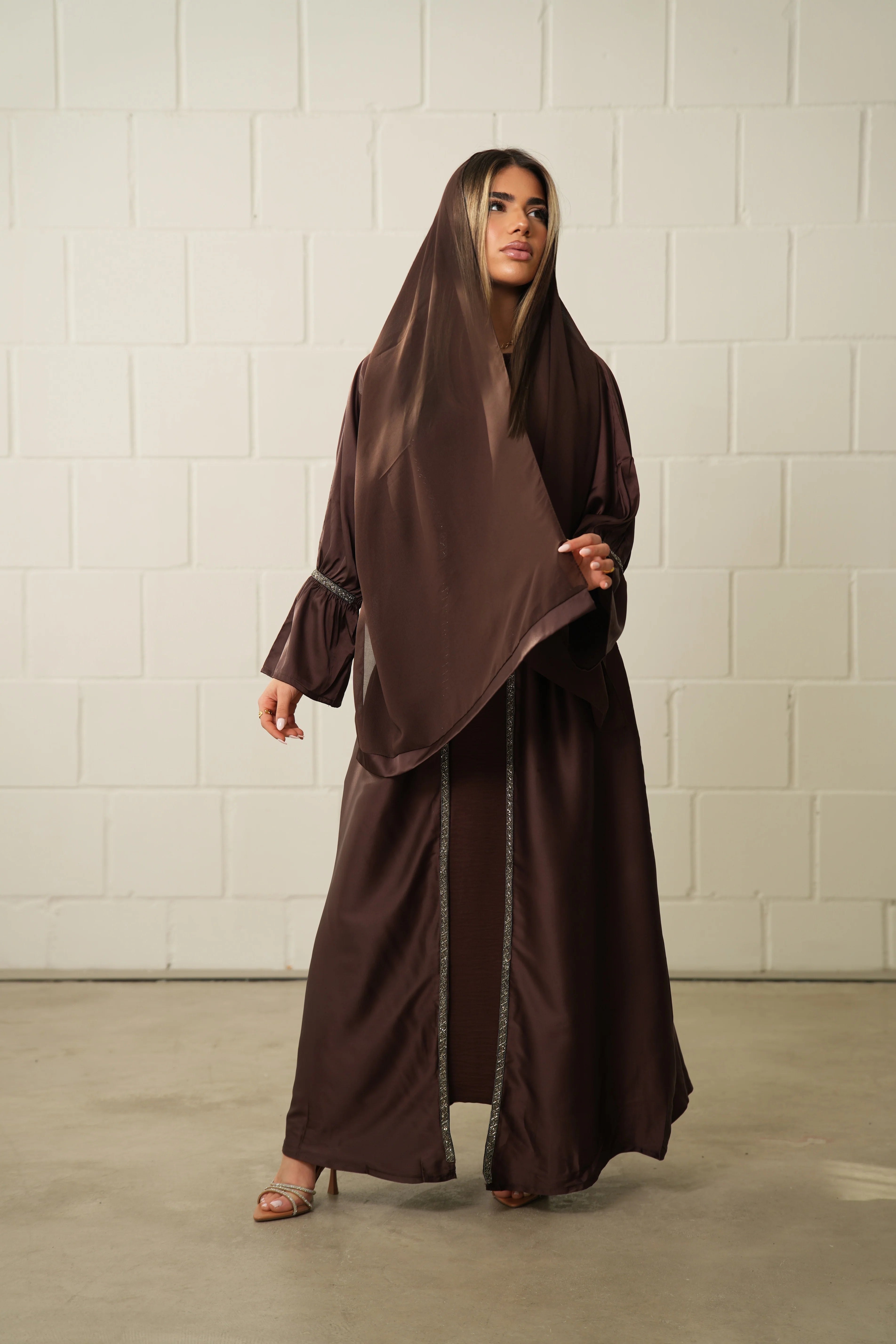 Blackstone Glamour Abaya - Dark Brown