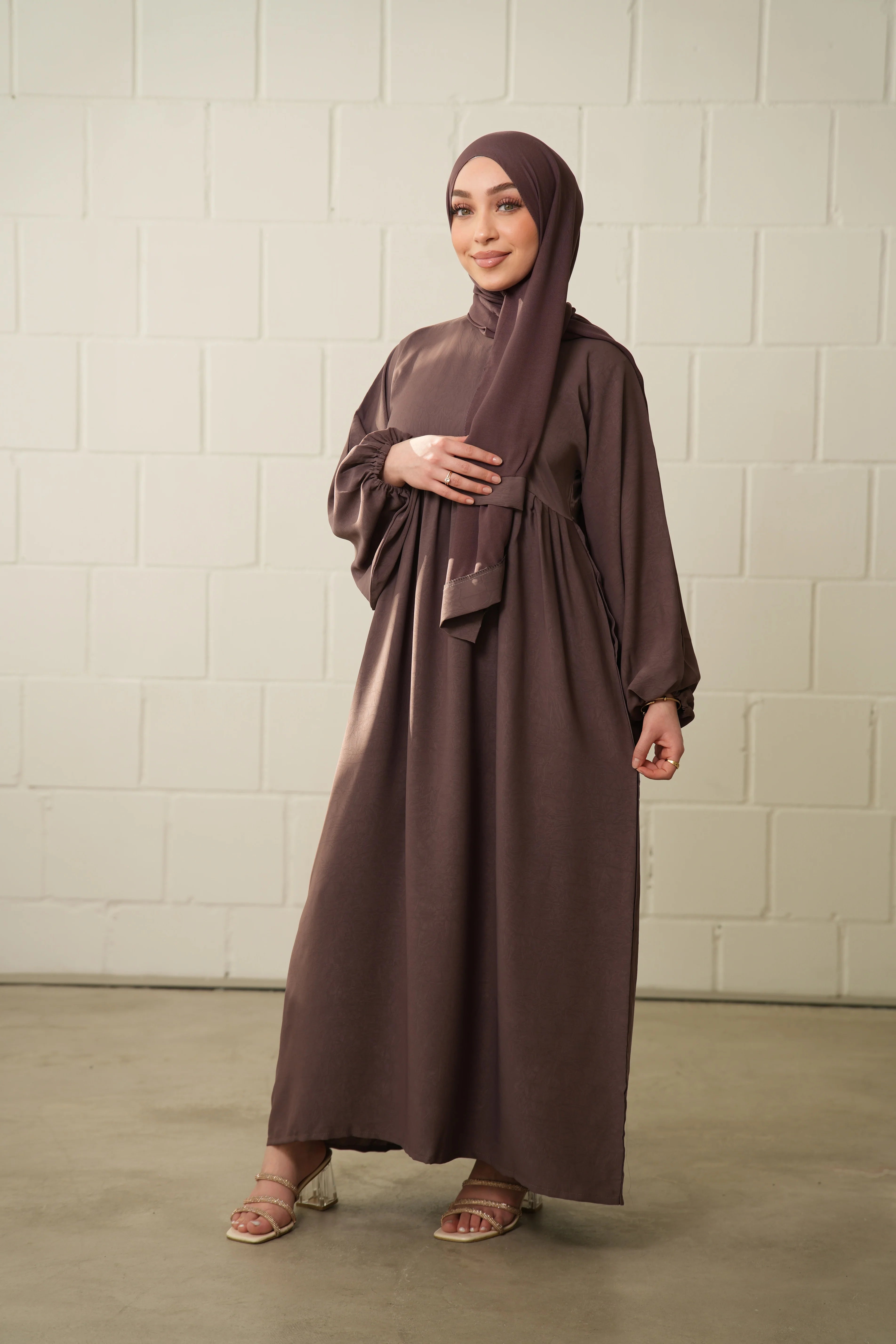Balloon Abaya - Velvet