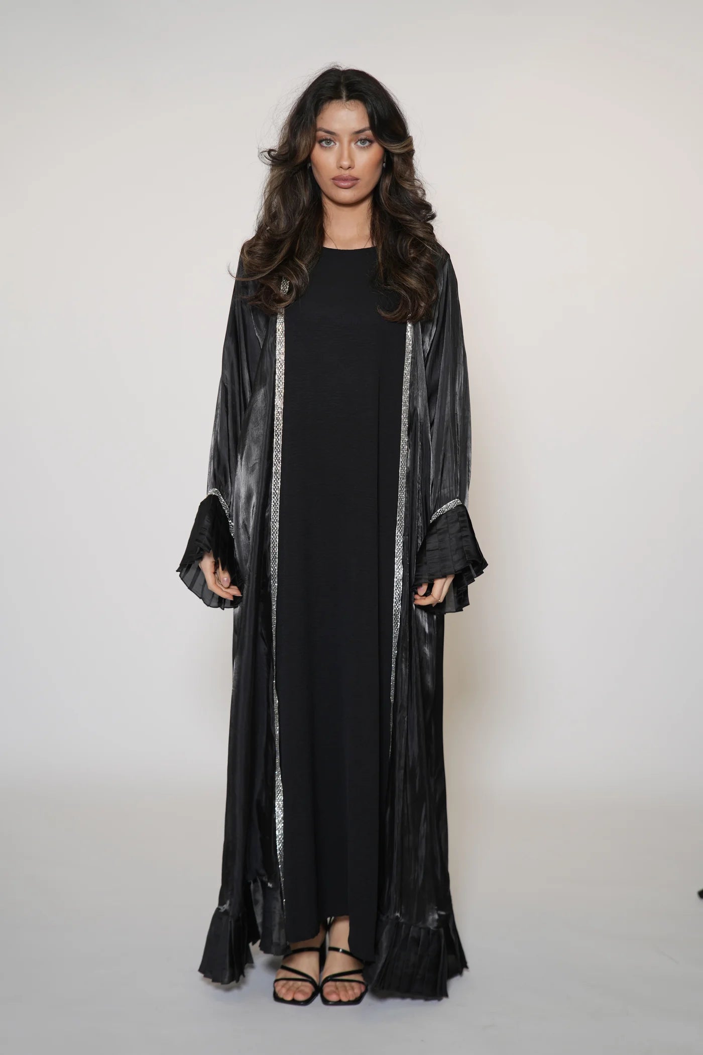 Emirate abaya - black