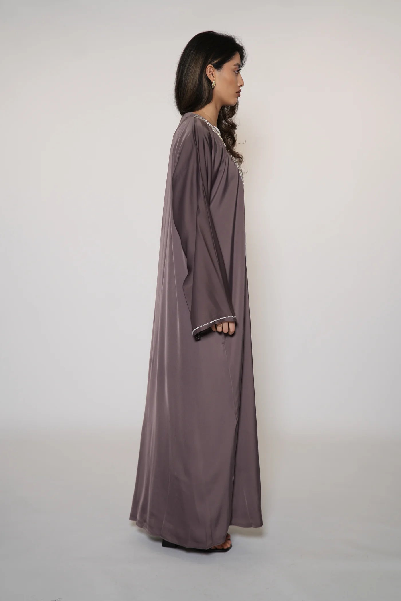Pearl Stroke Abaya - Dark Purple