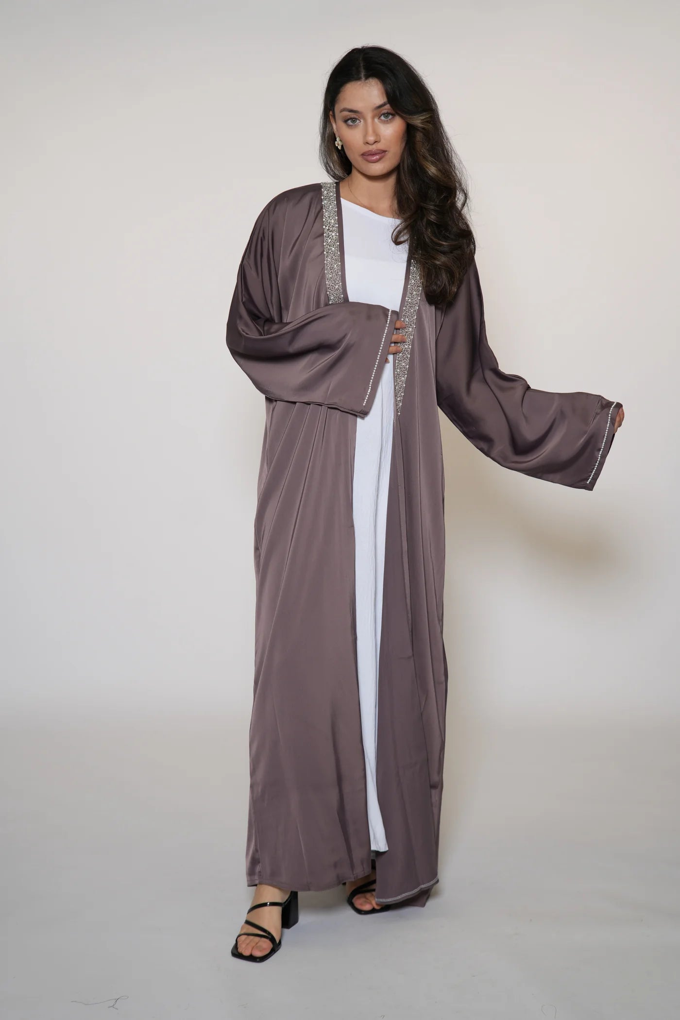 Pearl Stroke Abaya - Dark Purple