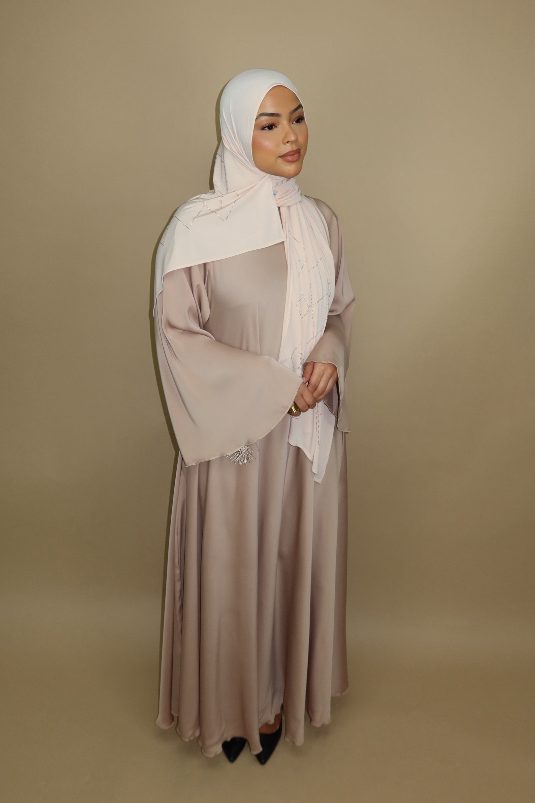 DXB Abaya - Goldenbeige