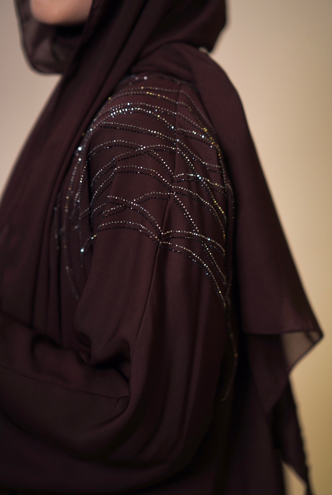 Emirate abaya - brown