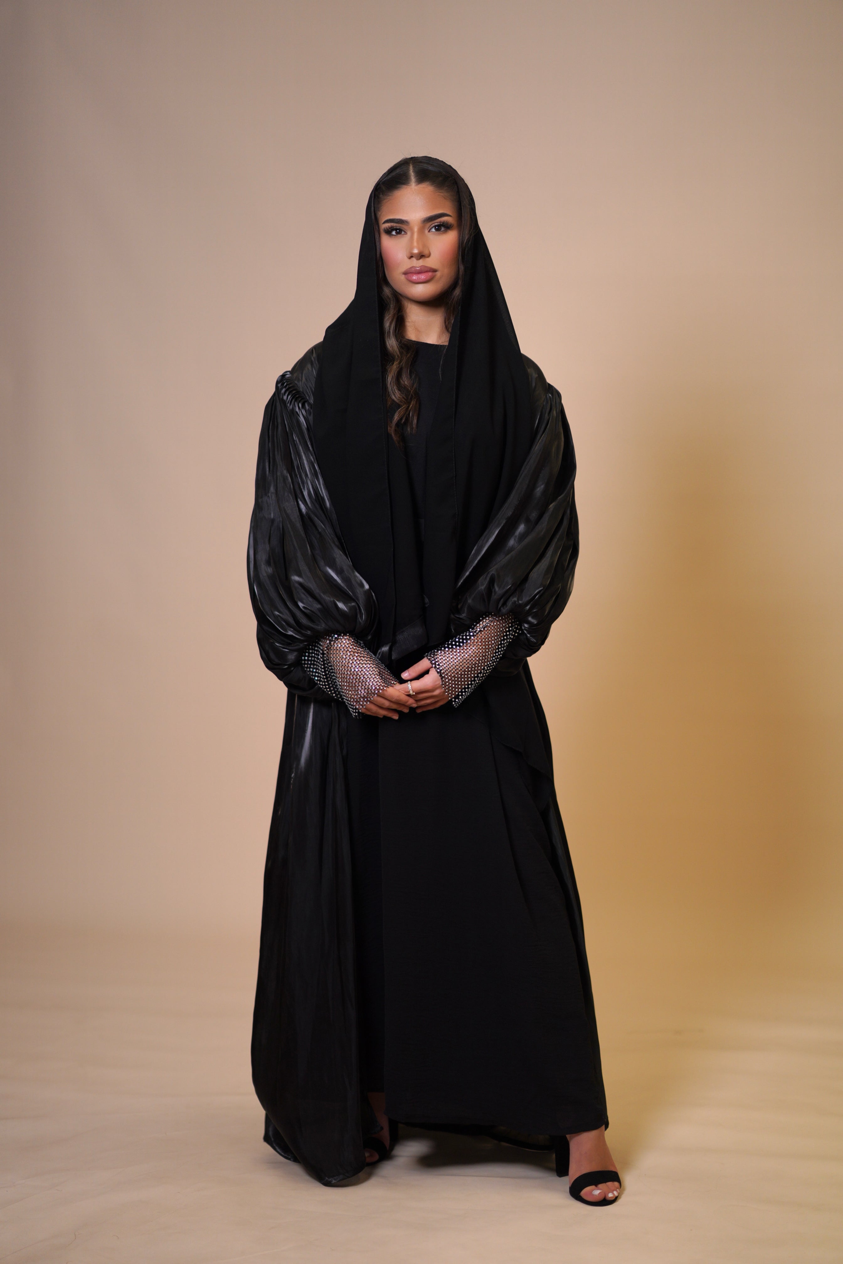 Emirate abaya - black