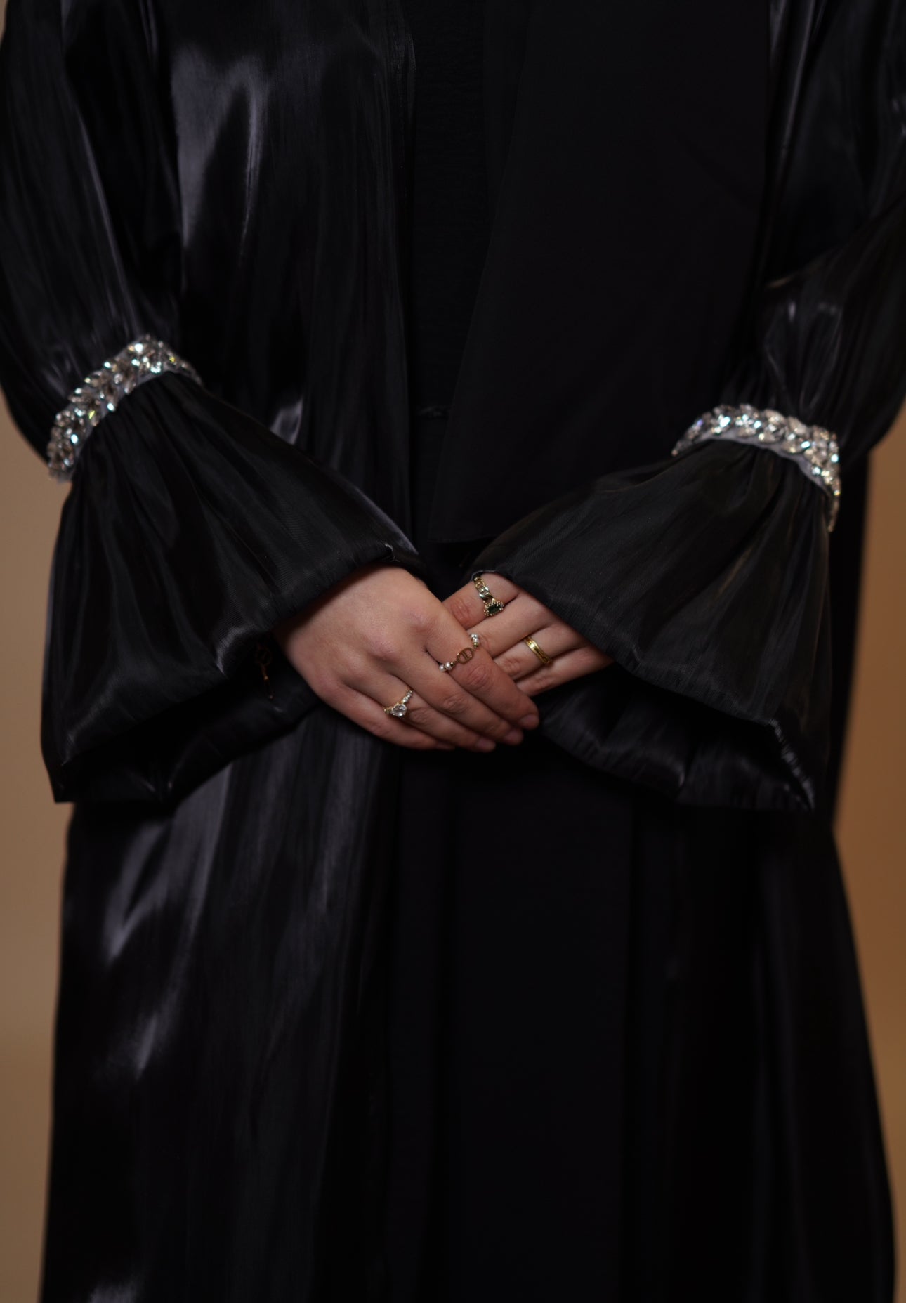 Emirate abaya - black